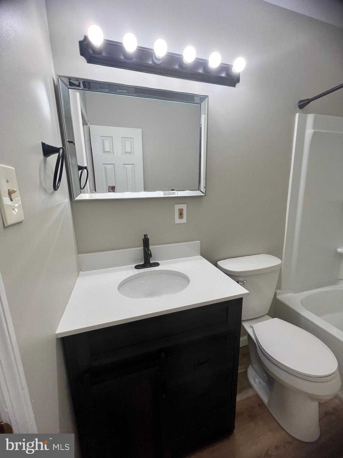 12 Chelsea Cir #A18