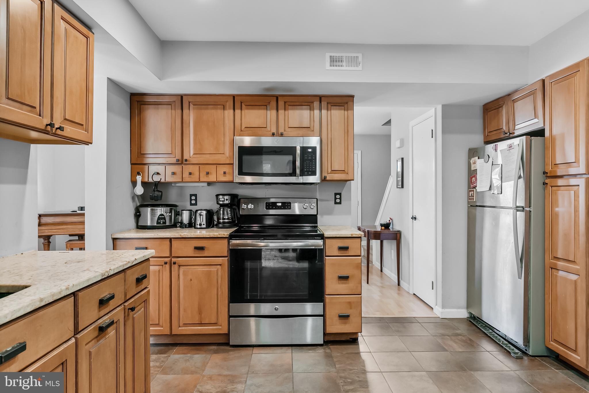 35 Woodvale DRIVE