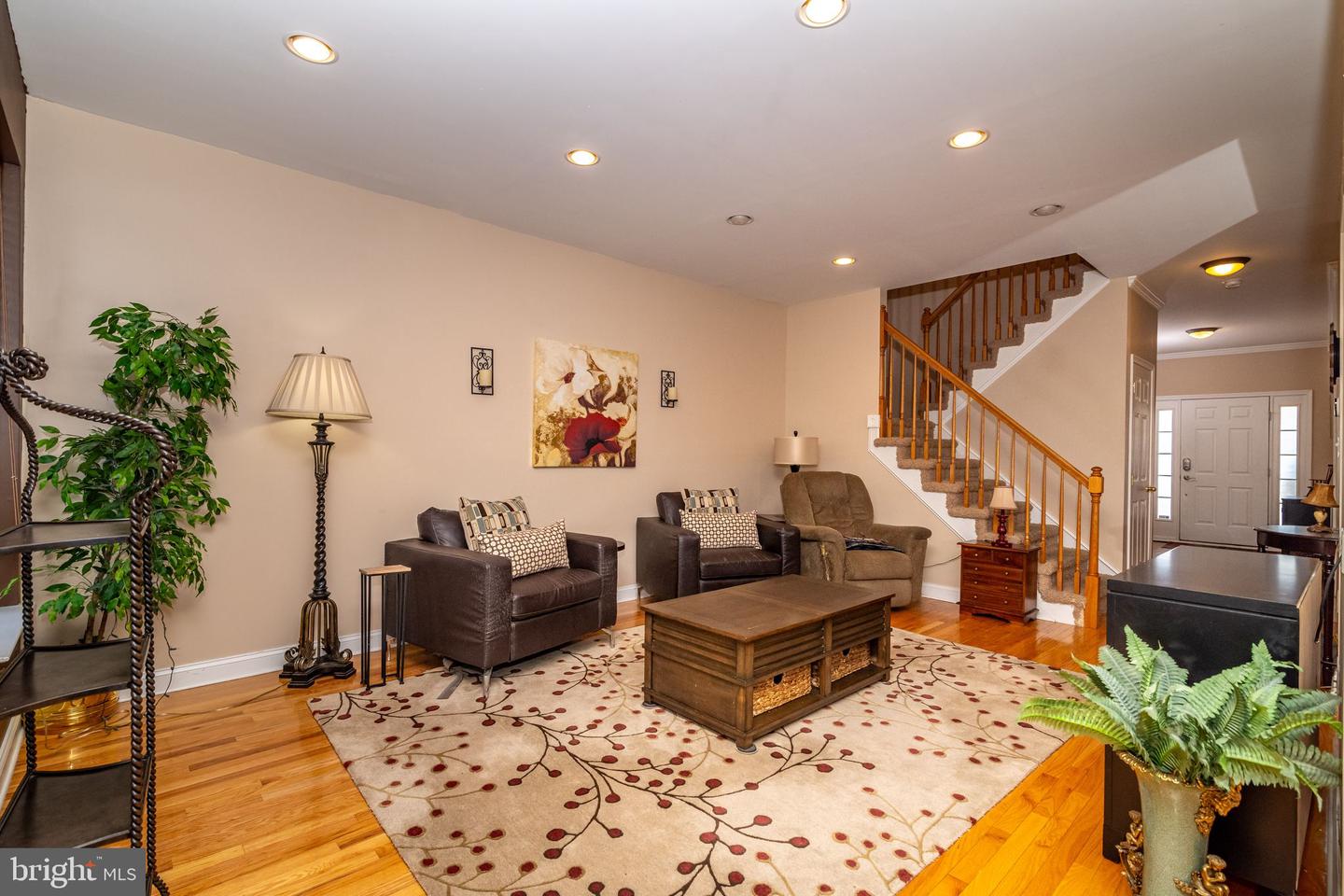 103 Sequoia DRIVE