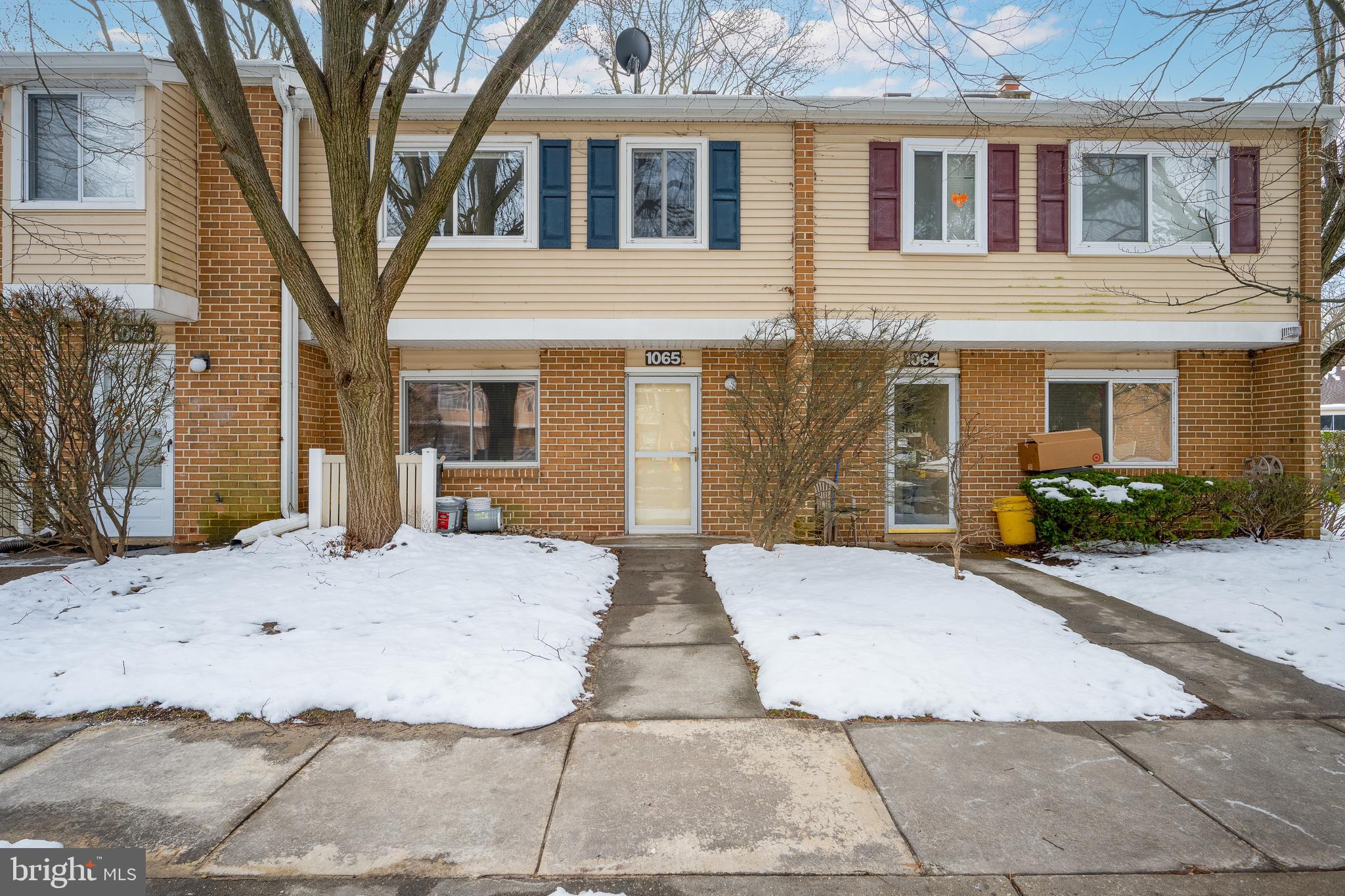 1065 PENDLETON COURT