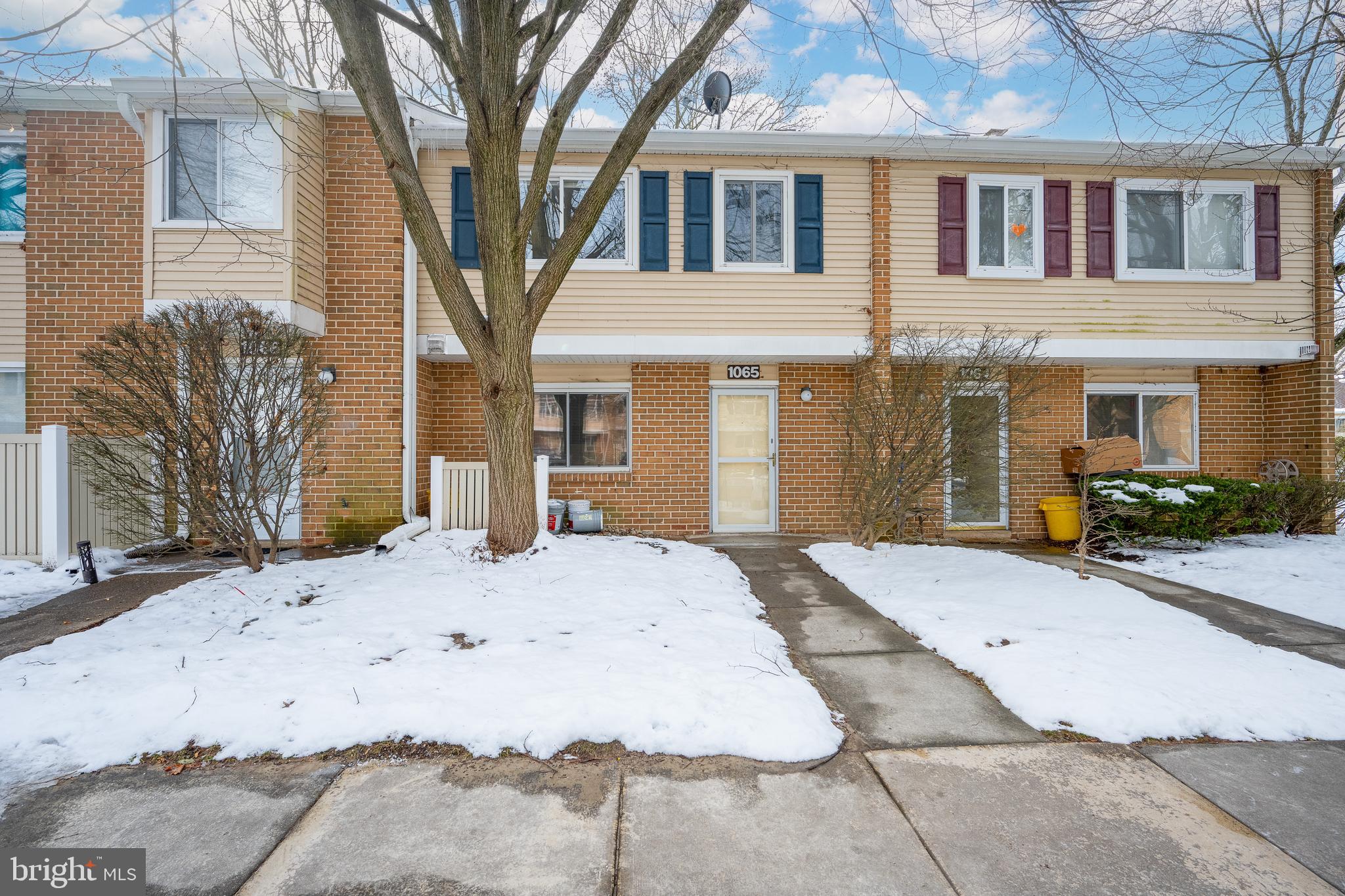 1065 PENDLETON COURT