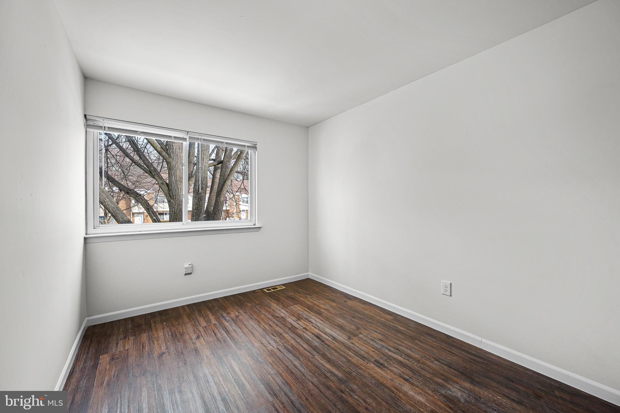 1065 PENDLETON COURT