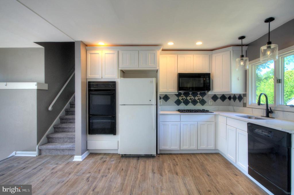 53 LONGWOOD DRIVE