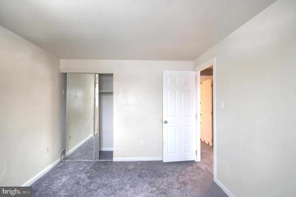 53 LONGWOOD DRIVE