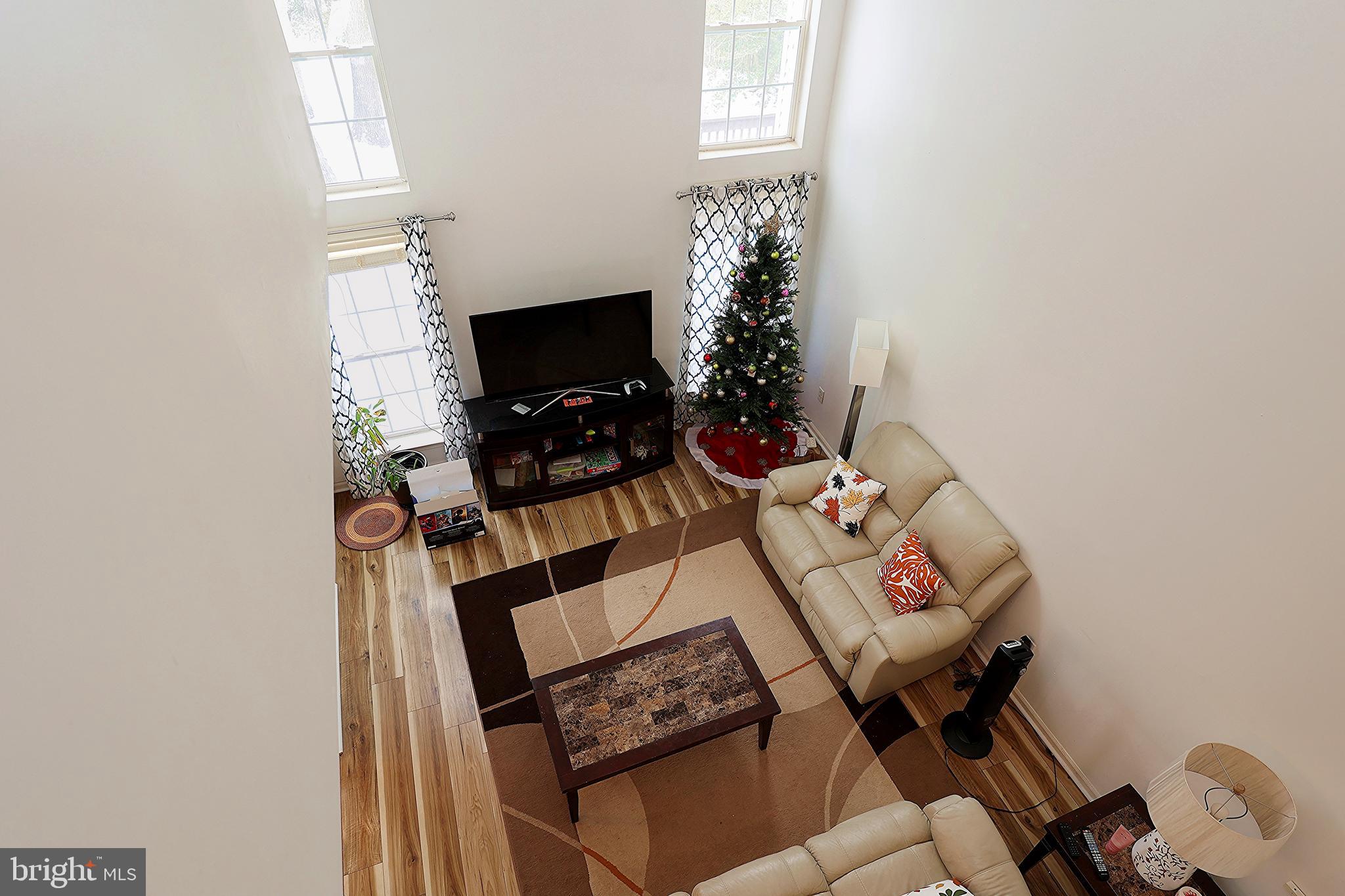 4055 Hermitage Drive