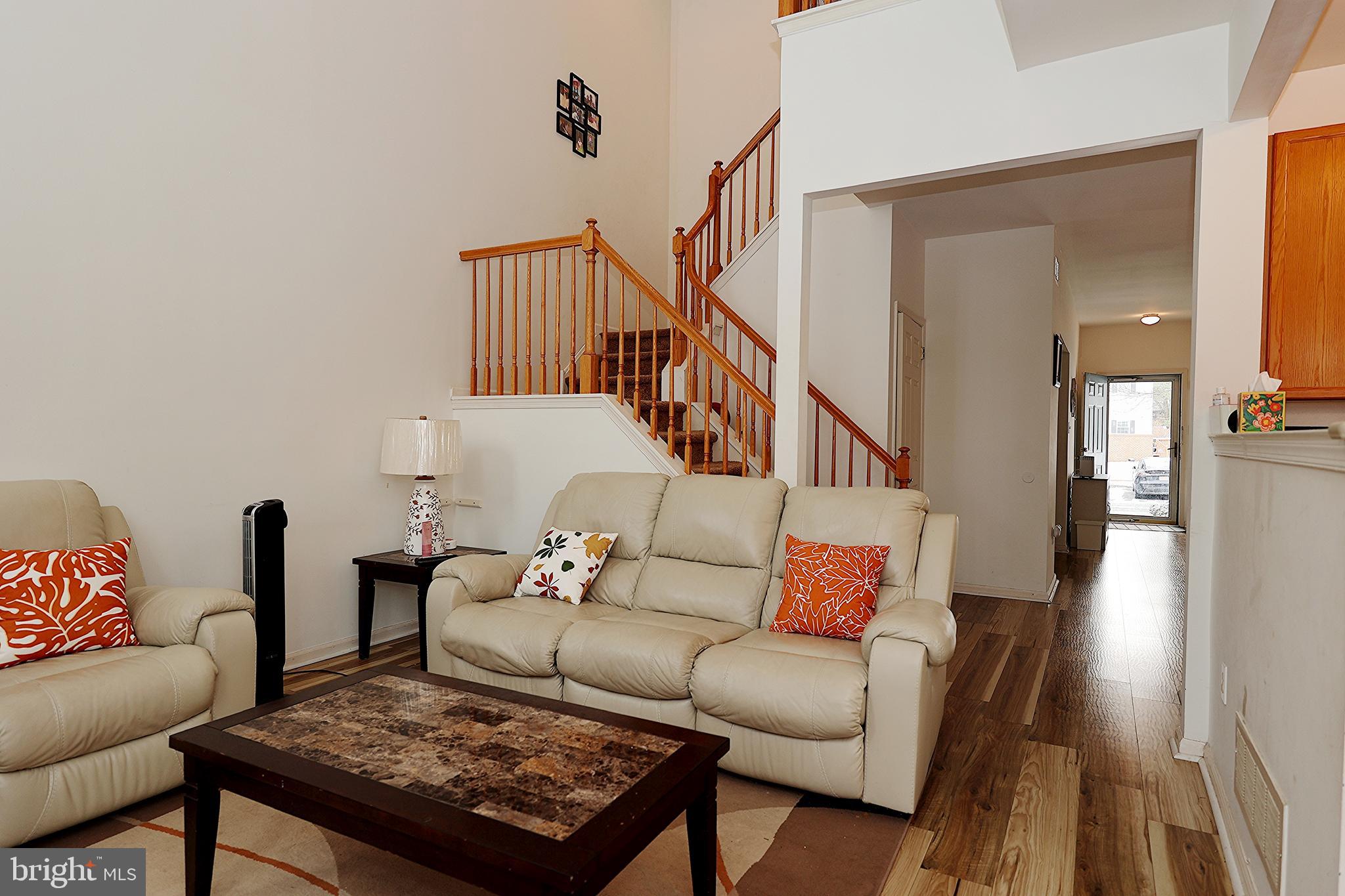4055 Hermitage Drive