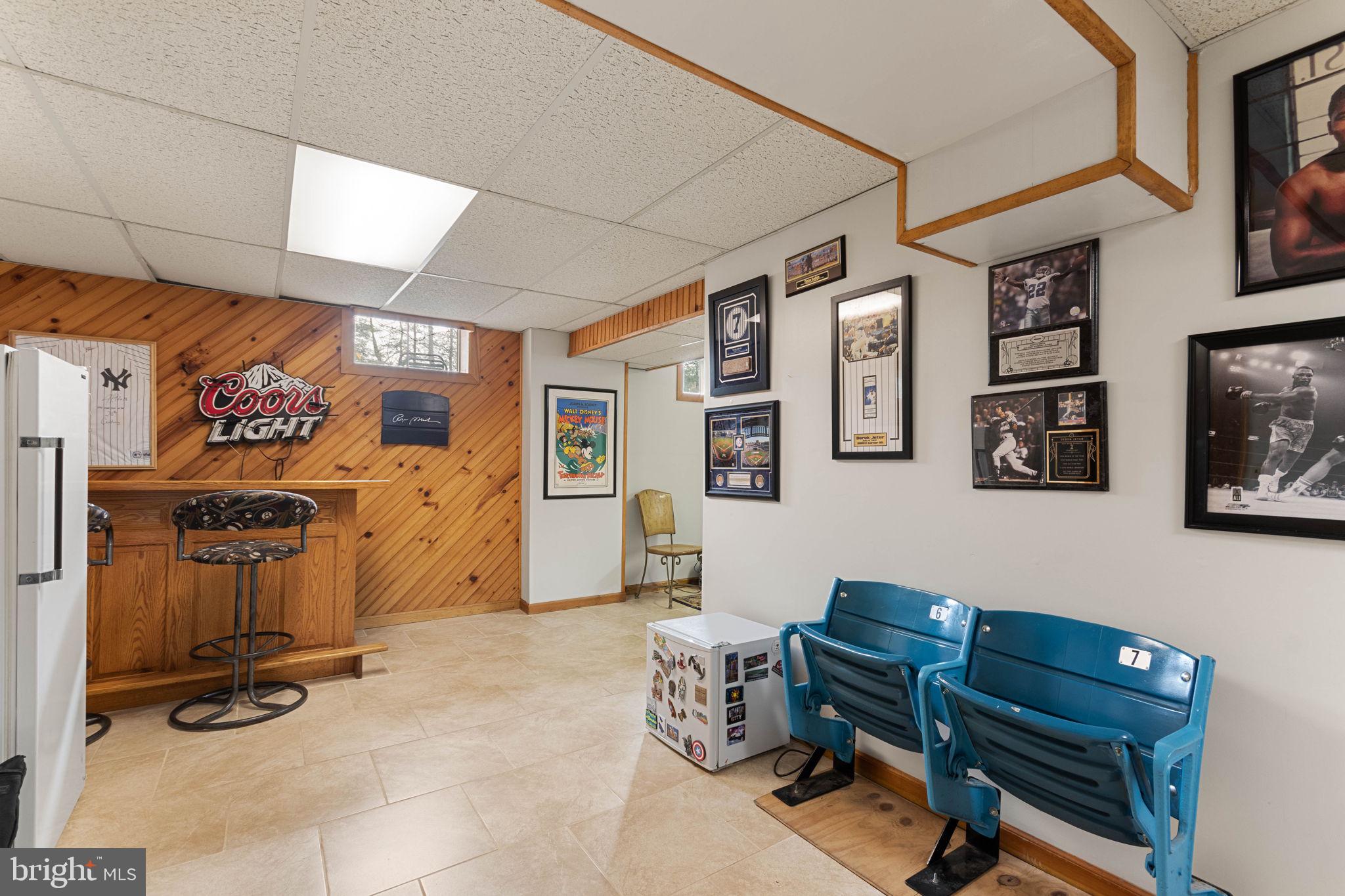 2 HIDDEN ACRES DRIVE