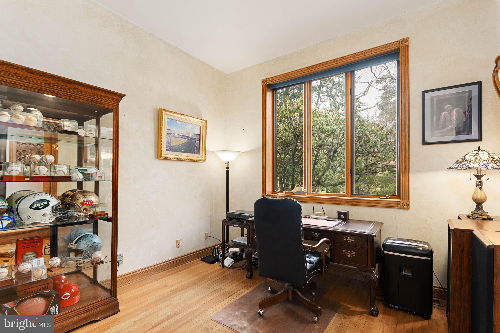 2 HIDDEN ACRES DRIVE