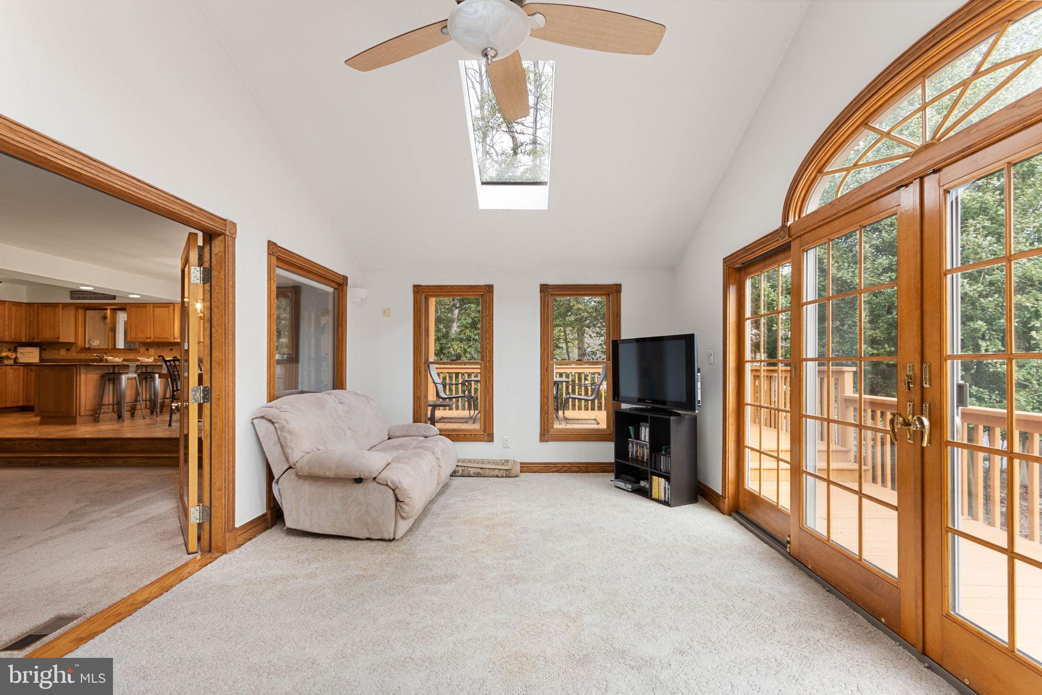 2 HIDDEN ACRES DRIVE