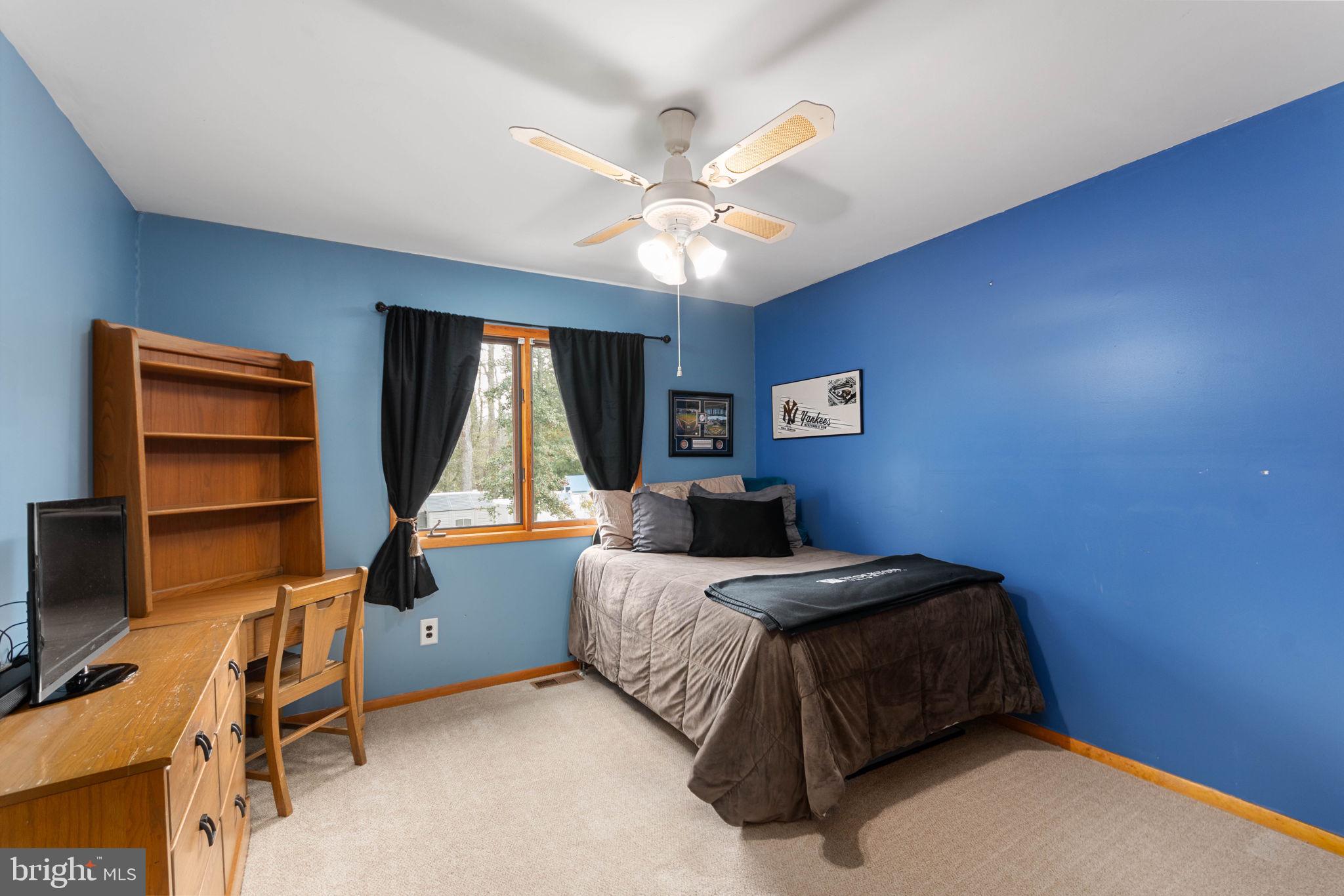 2 HIDDEN ACRES DRIVE