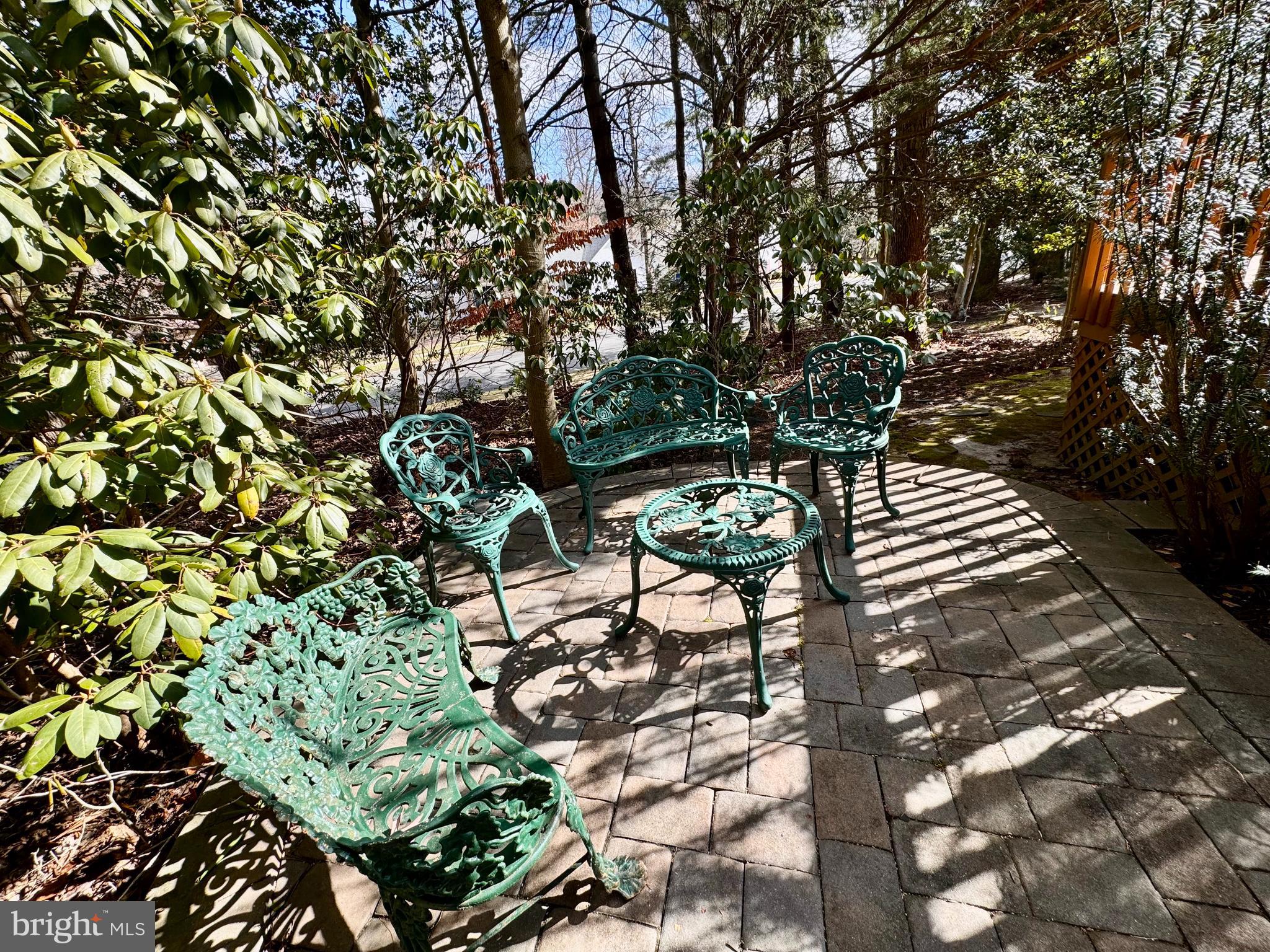 2 HIDDEN ACRES DRIVE