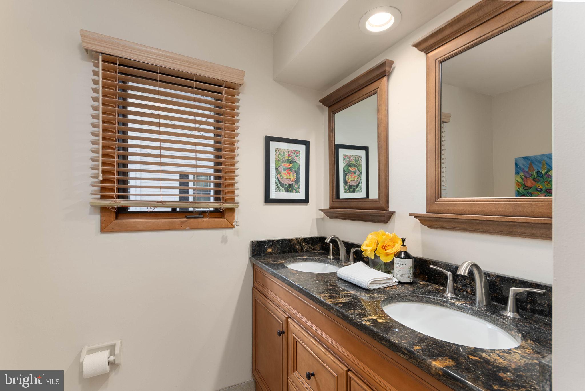 2 HIDDEN ACRES DRIVE