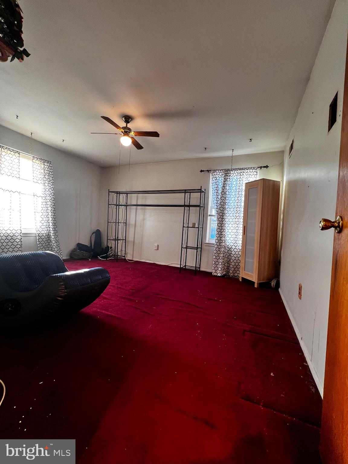 57 Sunset Dr