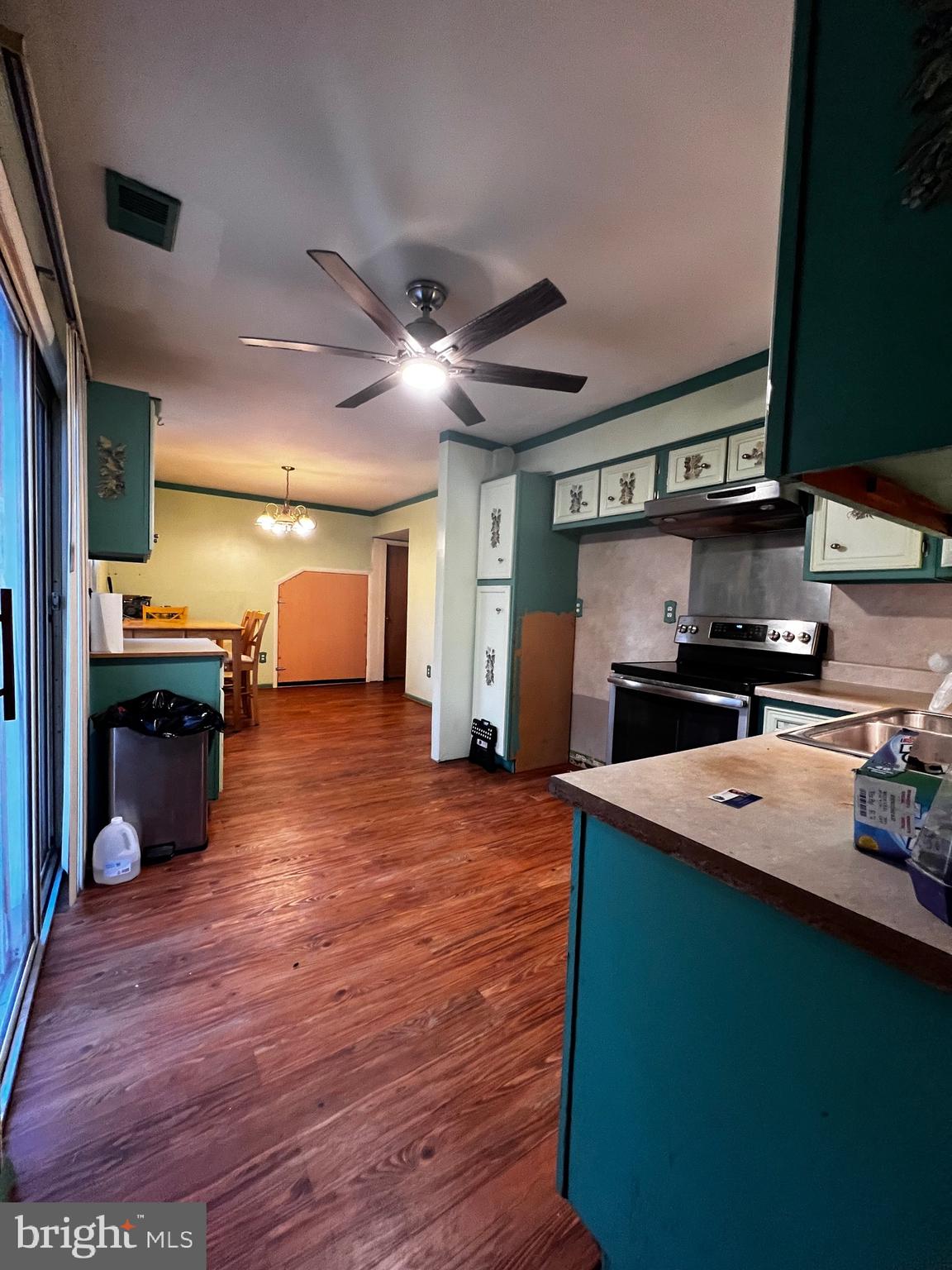 57 Sunset Dr
