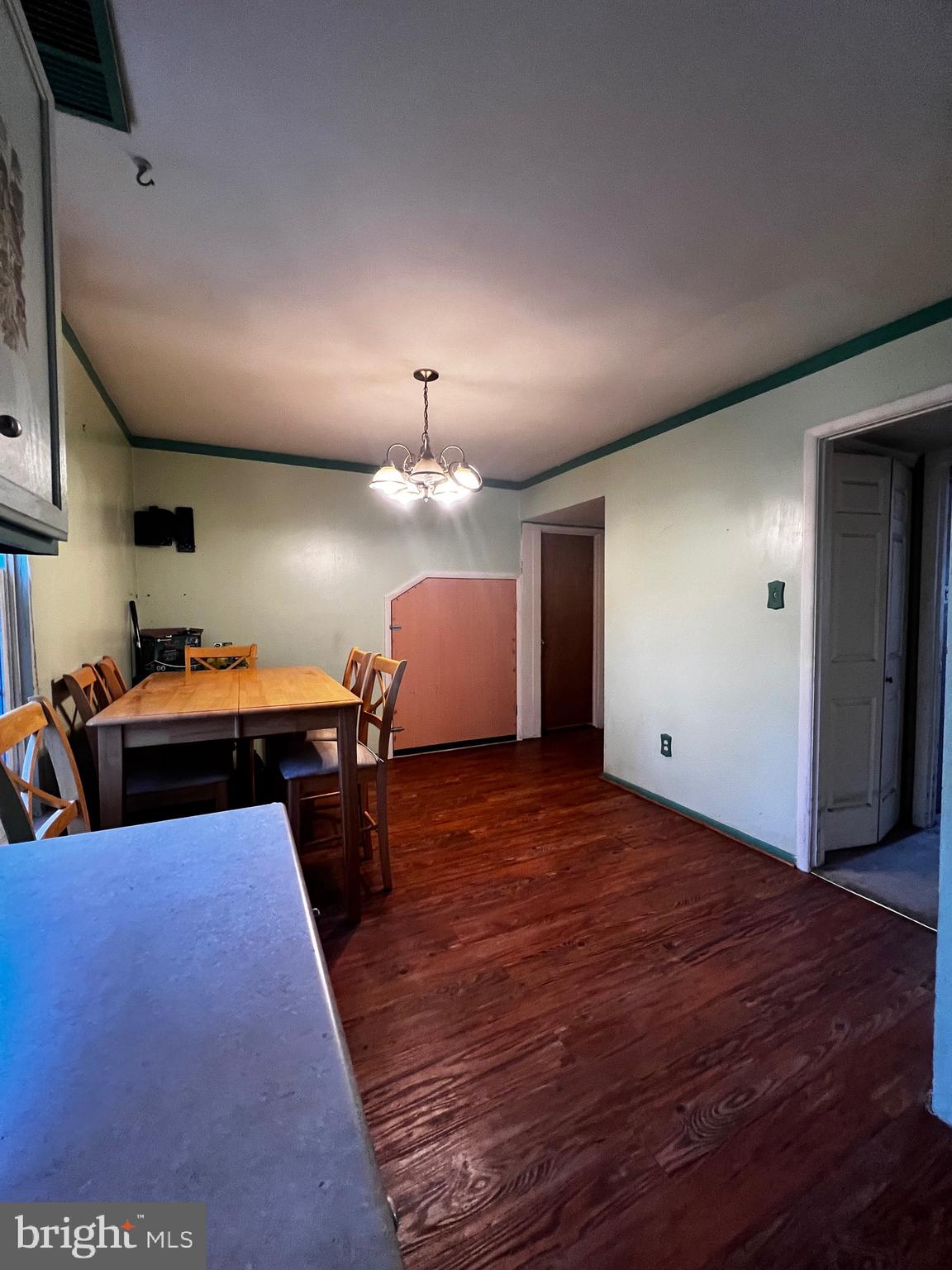 57 Sunset Dr