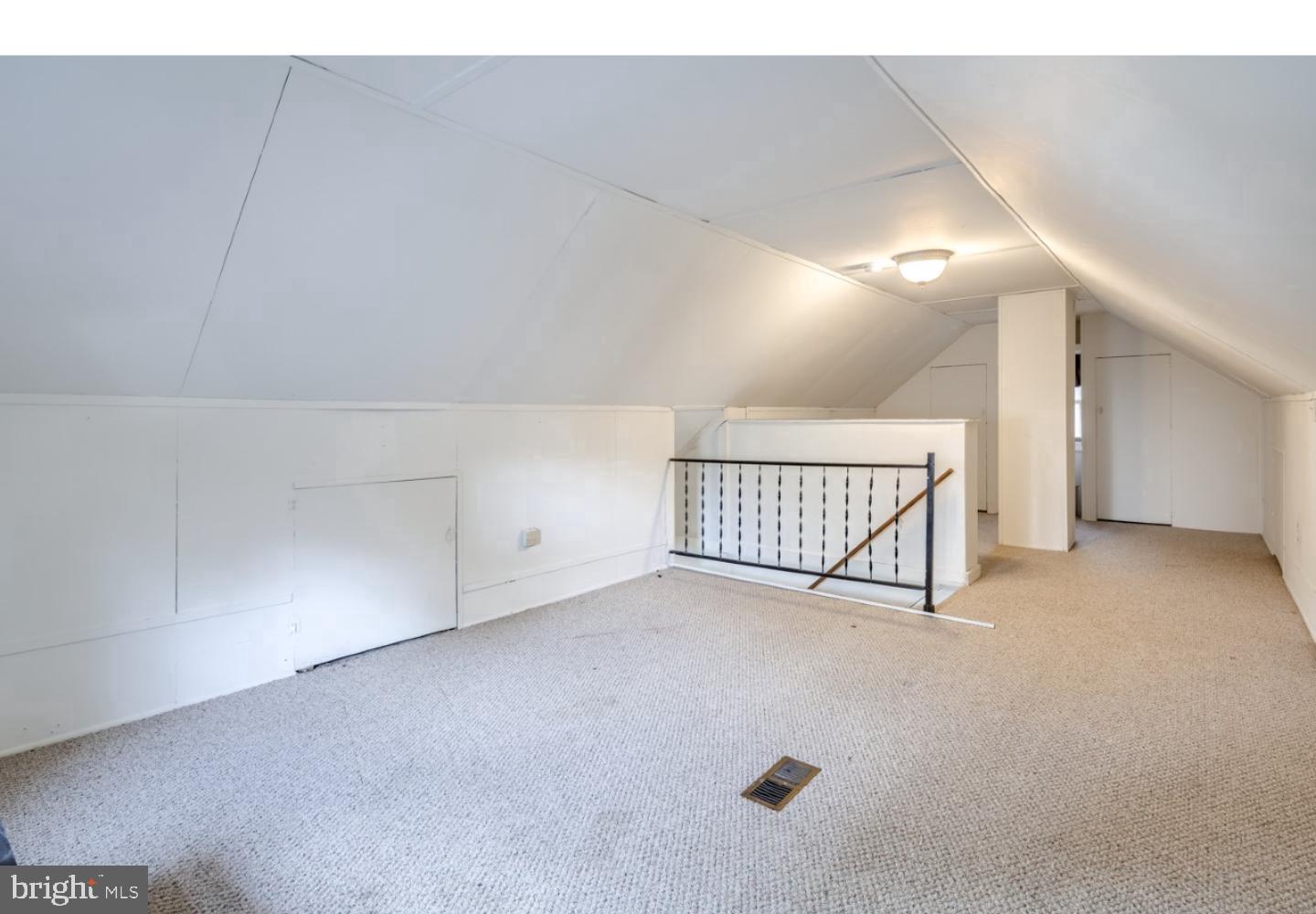 28 E 11TH AVENUE