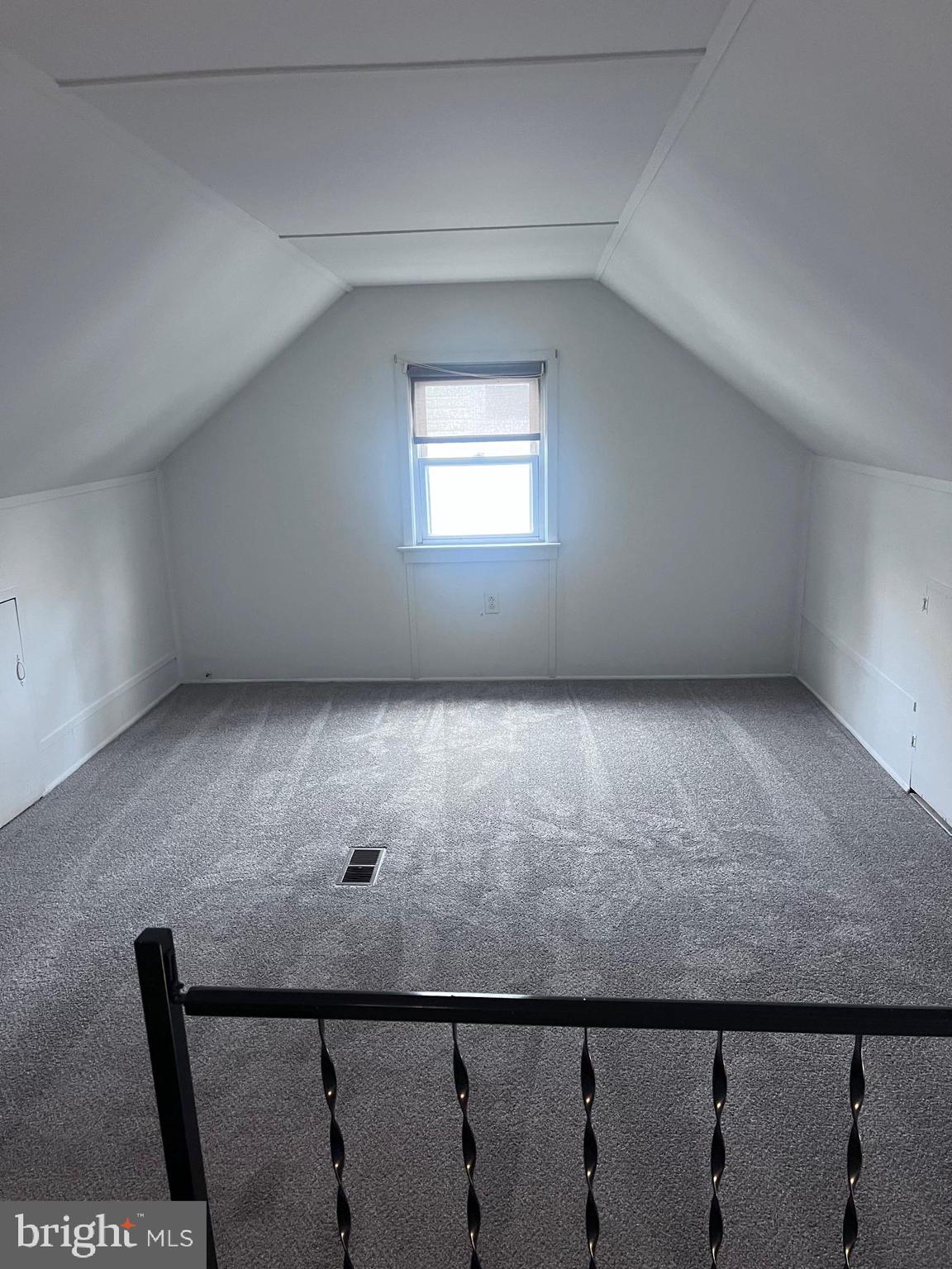 28 E 11TH AVENUE