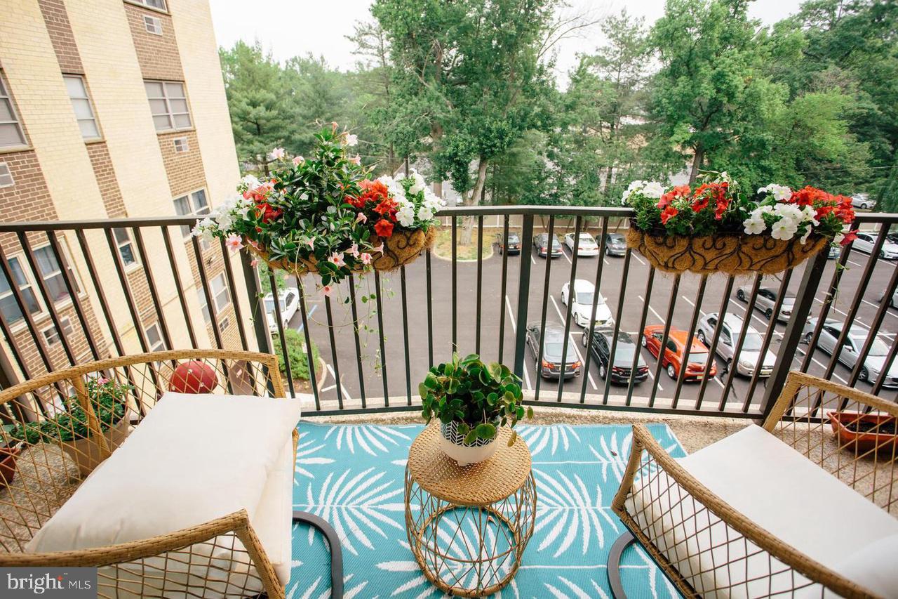 111 CHESTNUT STREET 310