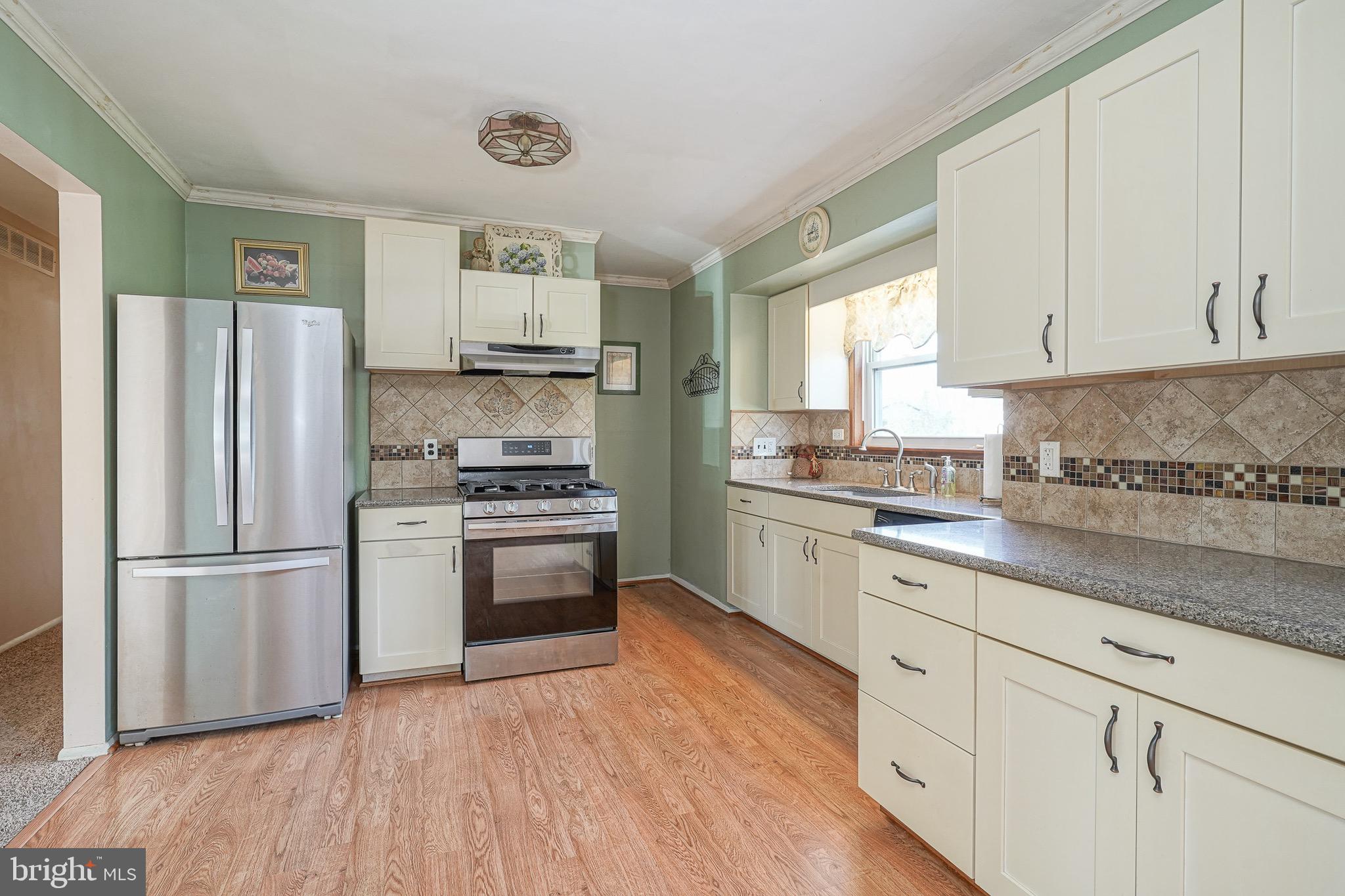 209 MOUNT VERNON AVENUE