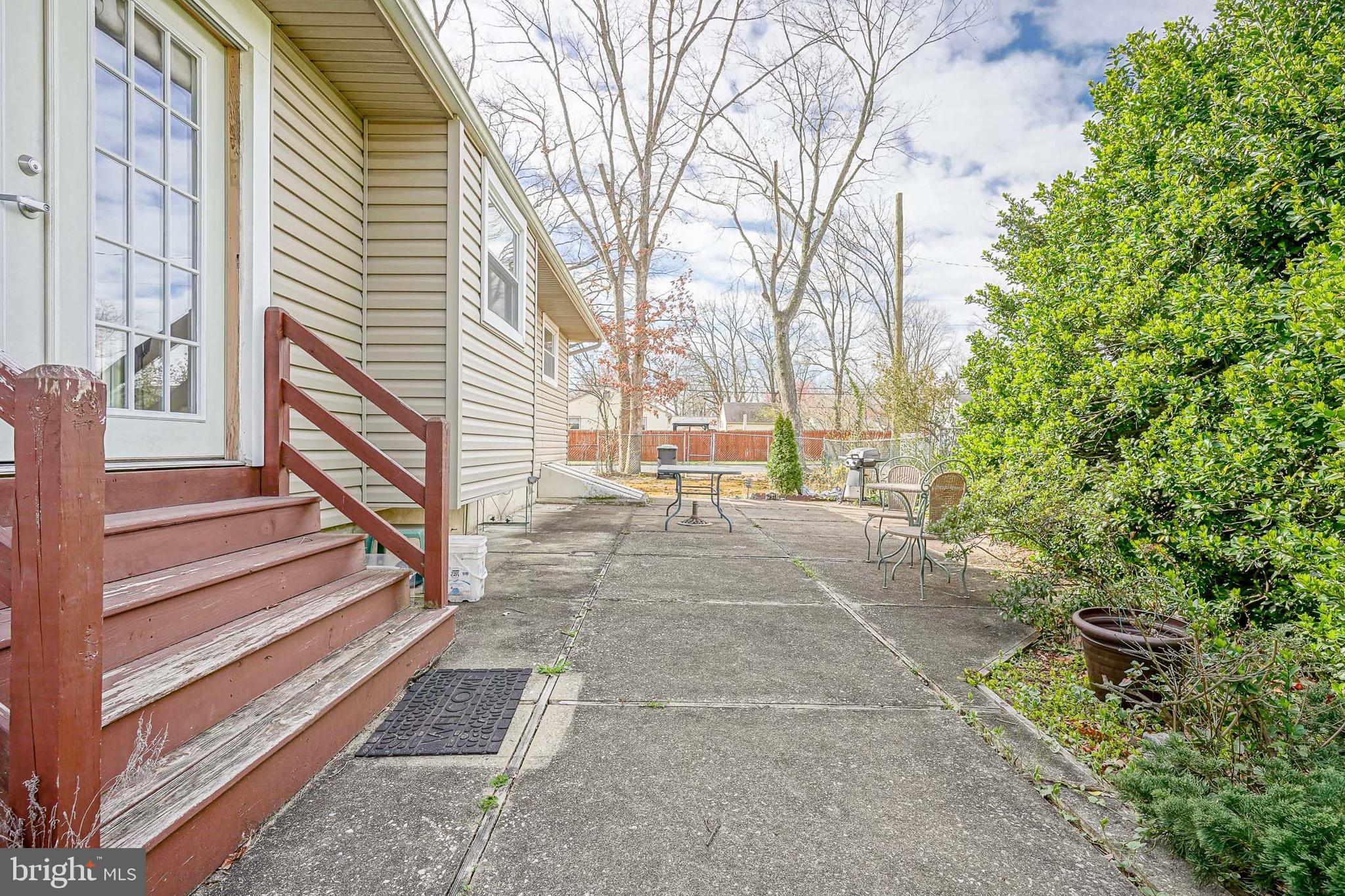 209 MOUNT VERNON AVENUE