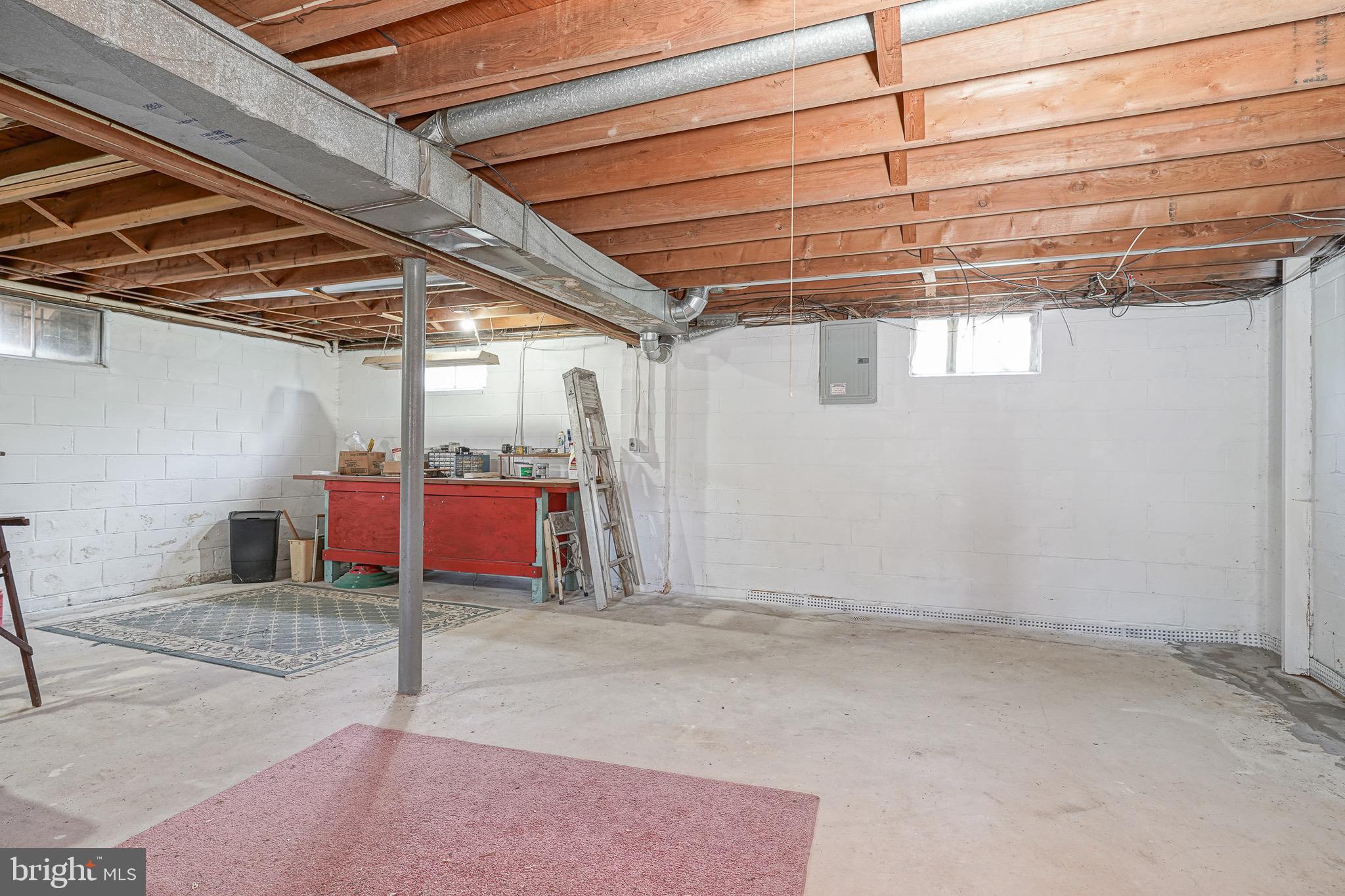 209 MOUNT VERNON AVENUE