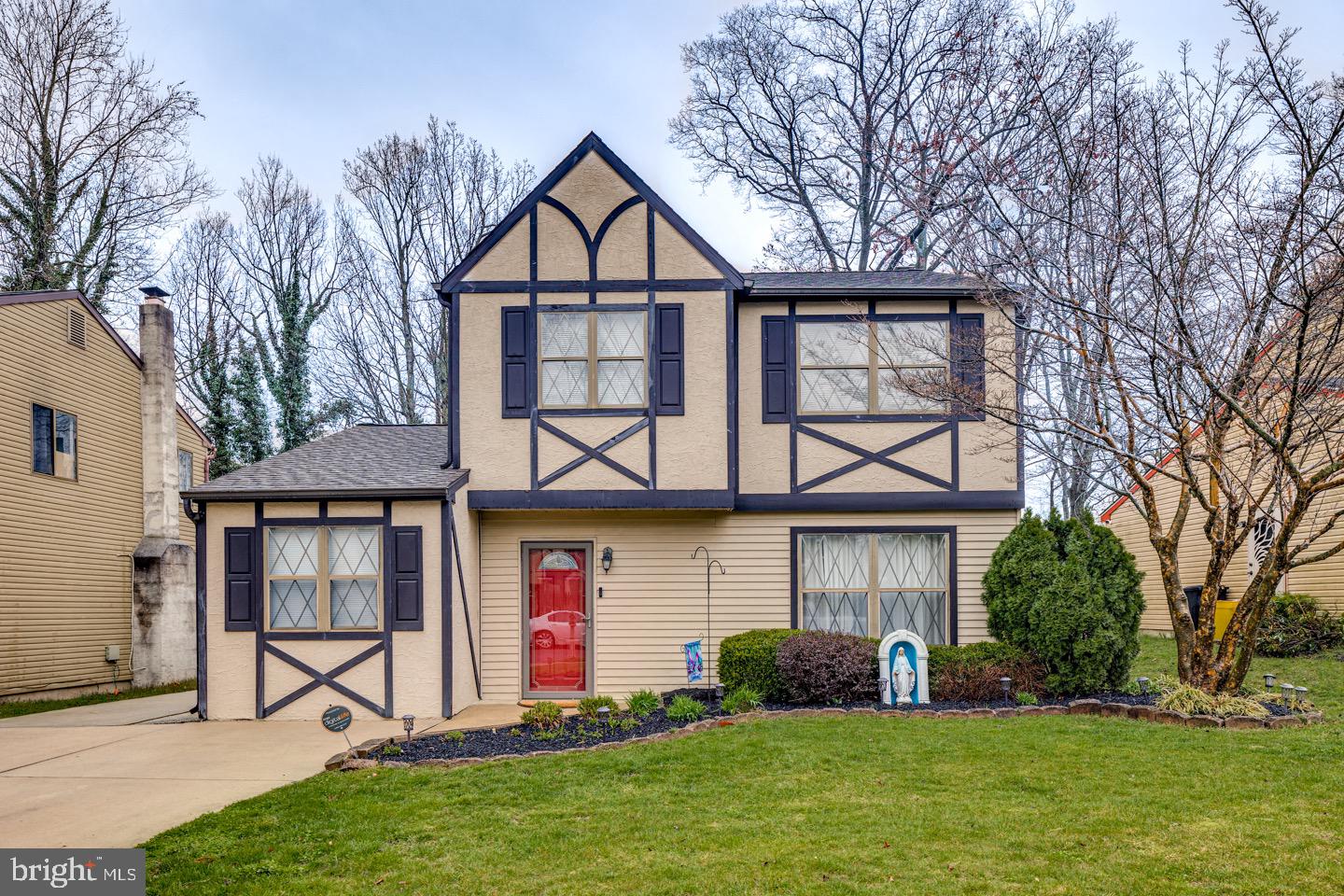 3420 Buckingham Ln