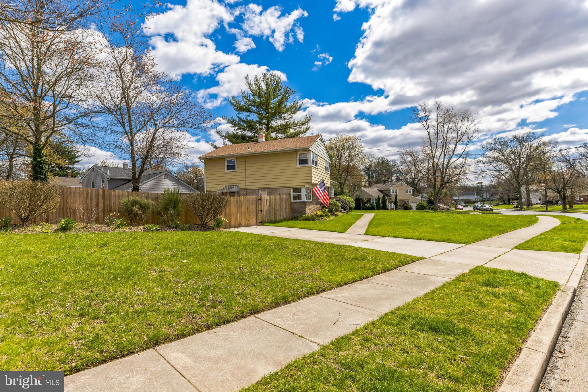 23 BROOKMEAD DRIVE