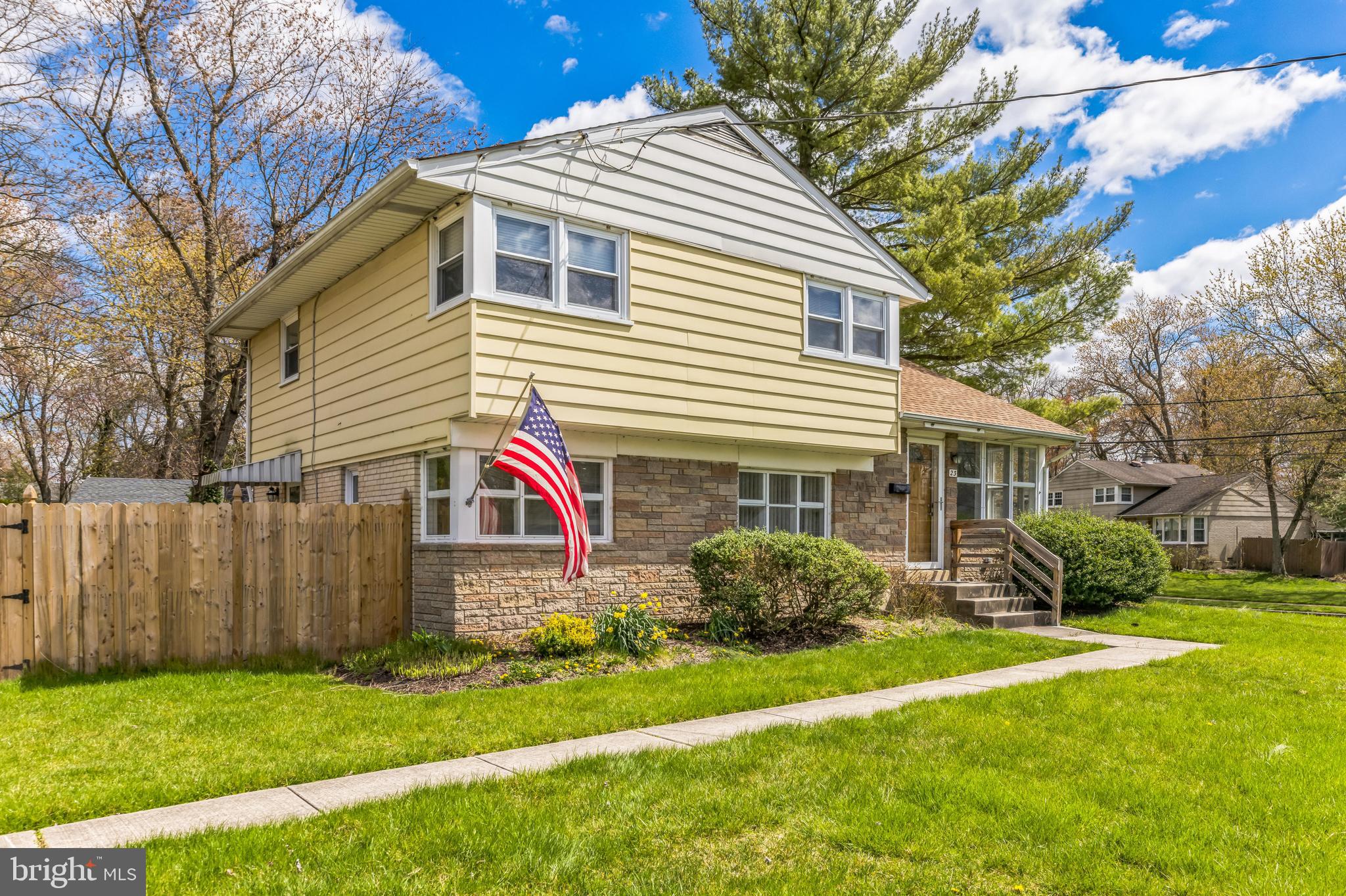 23 BROOKMEAD DRIVE