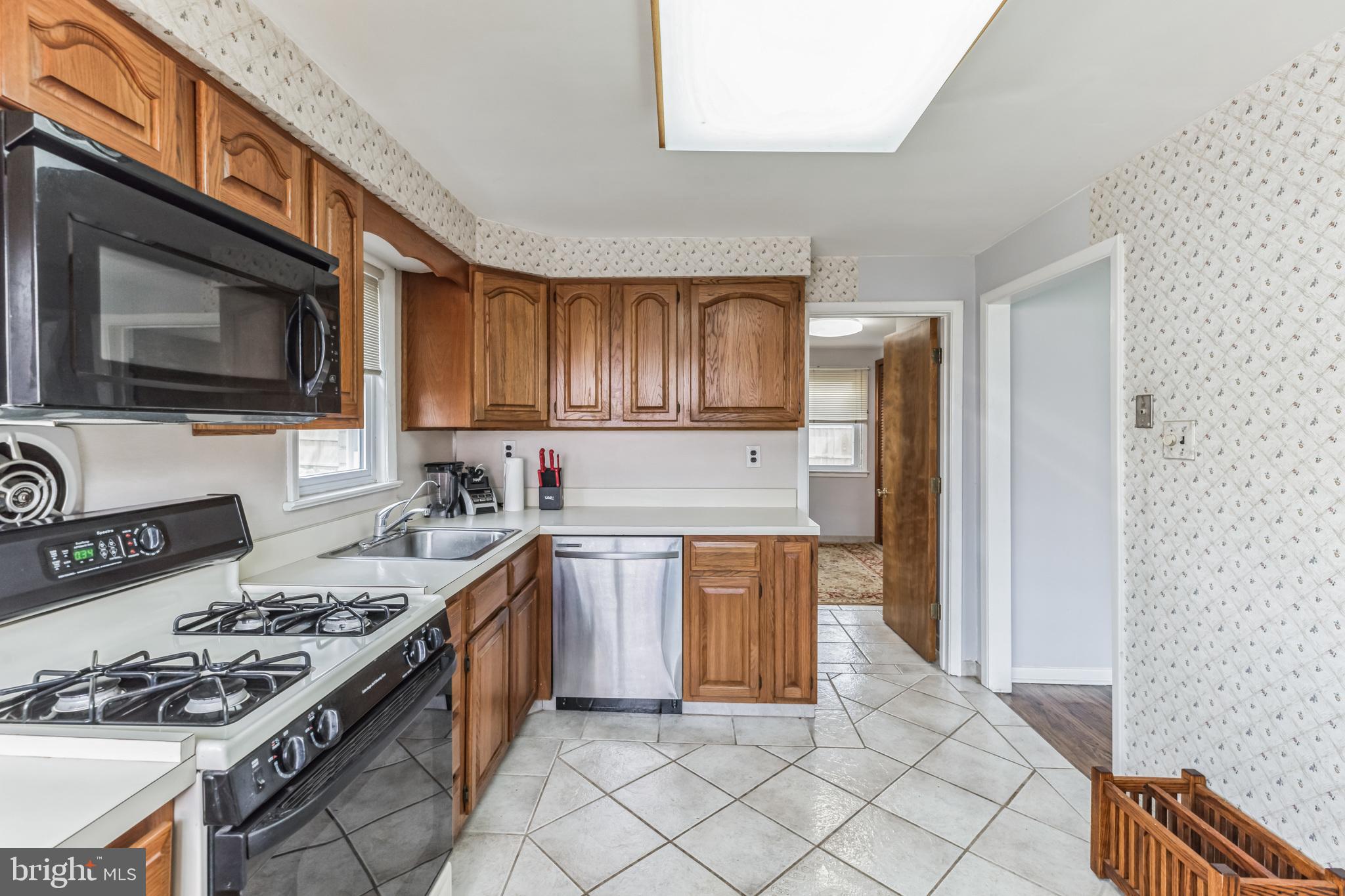23 BROOKMEAD DRIVE