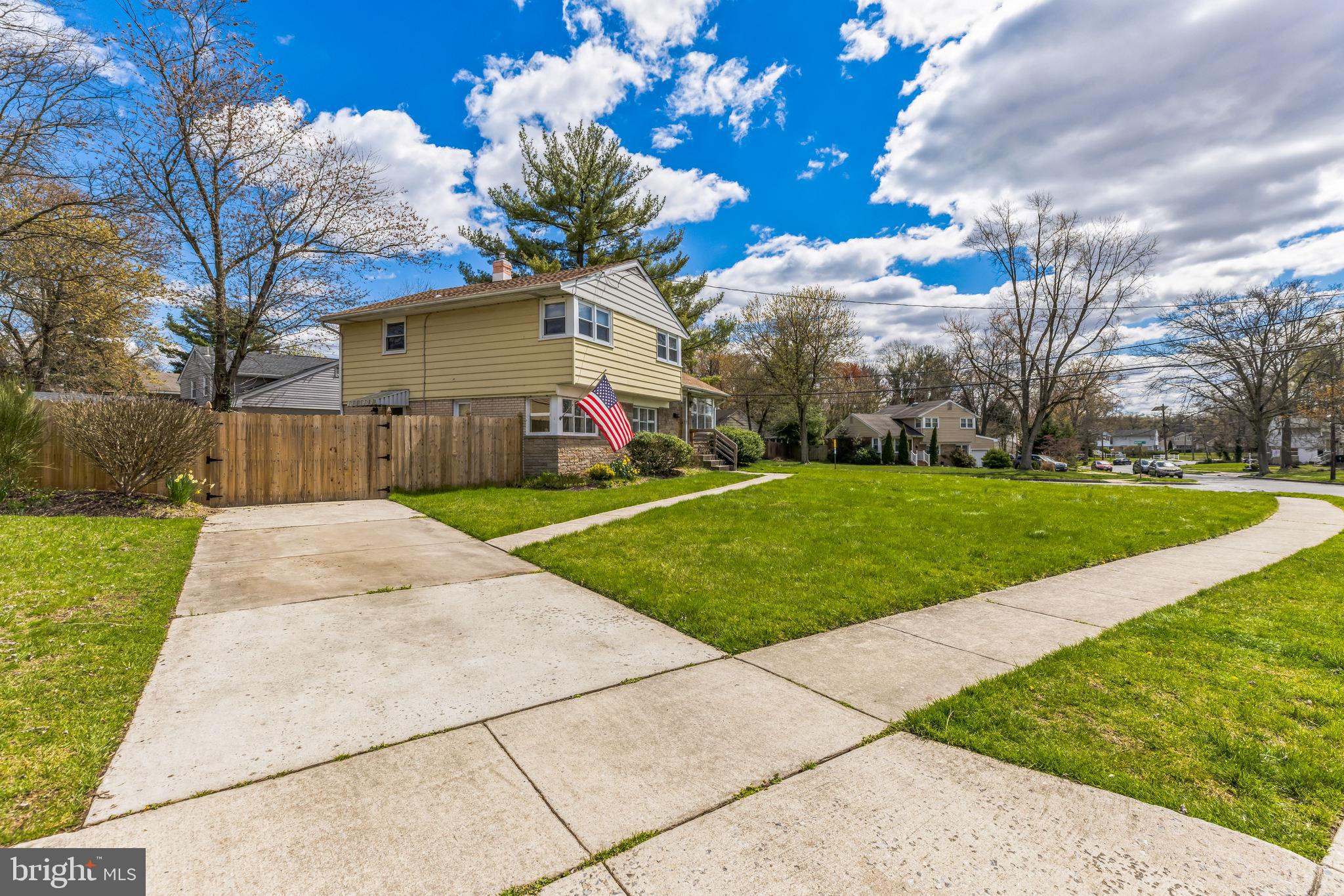23 BROOKMEAD DRIVE
