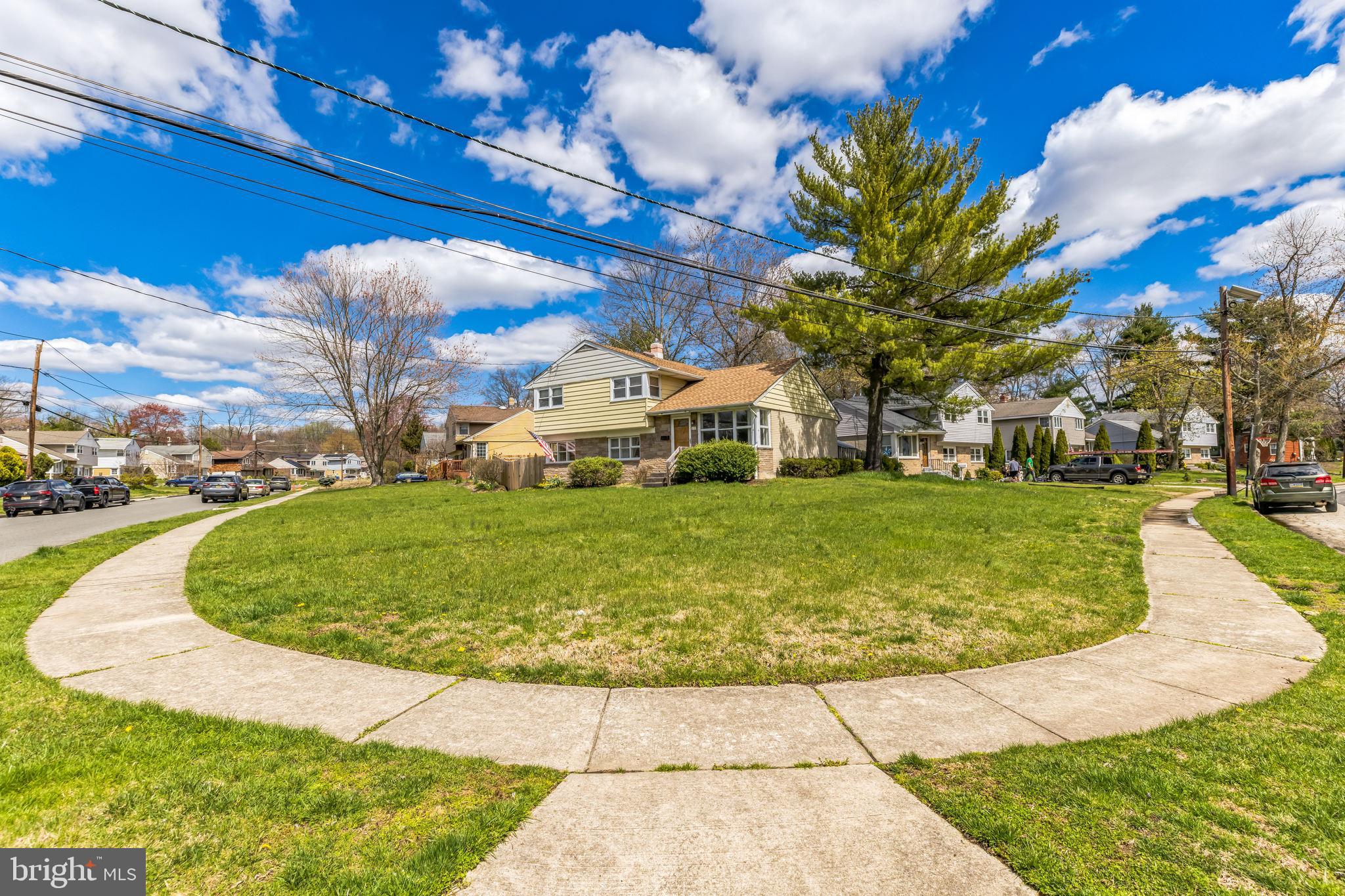 23 BROOKMEAD DRIVE