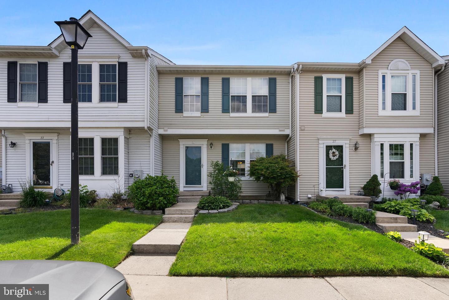 35 Pinehurst Ct