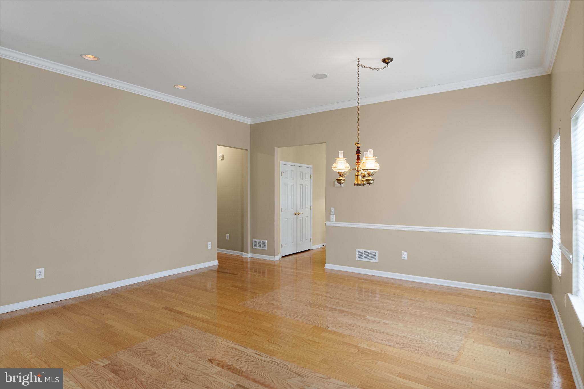 357 Bittlewood Ave