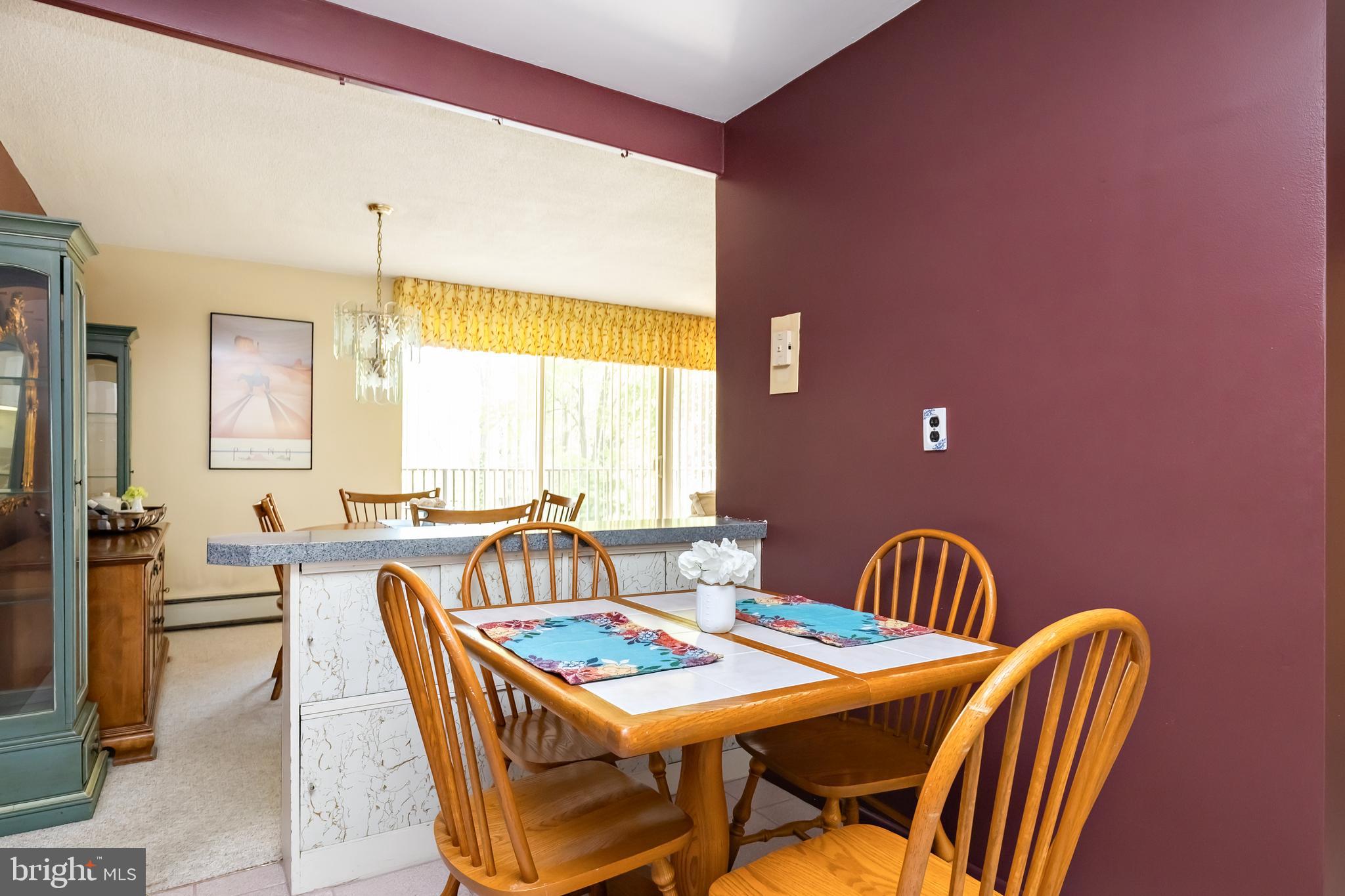 305 CHESTNUT PLACE 305