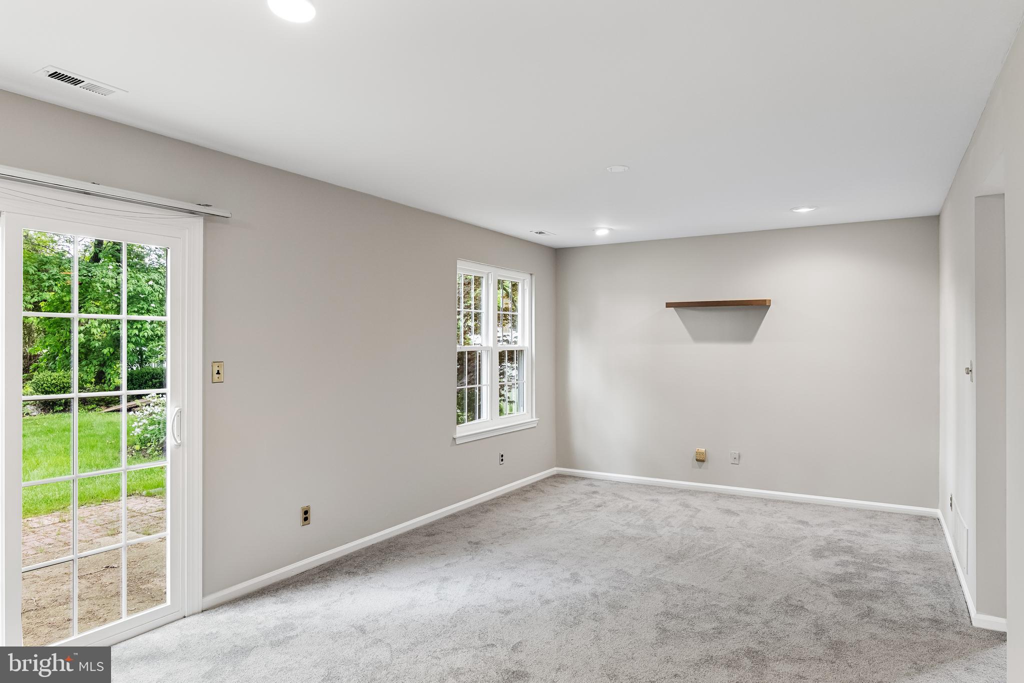 38 Woodmill Dr