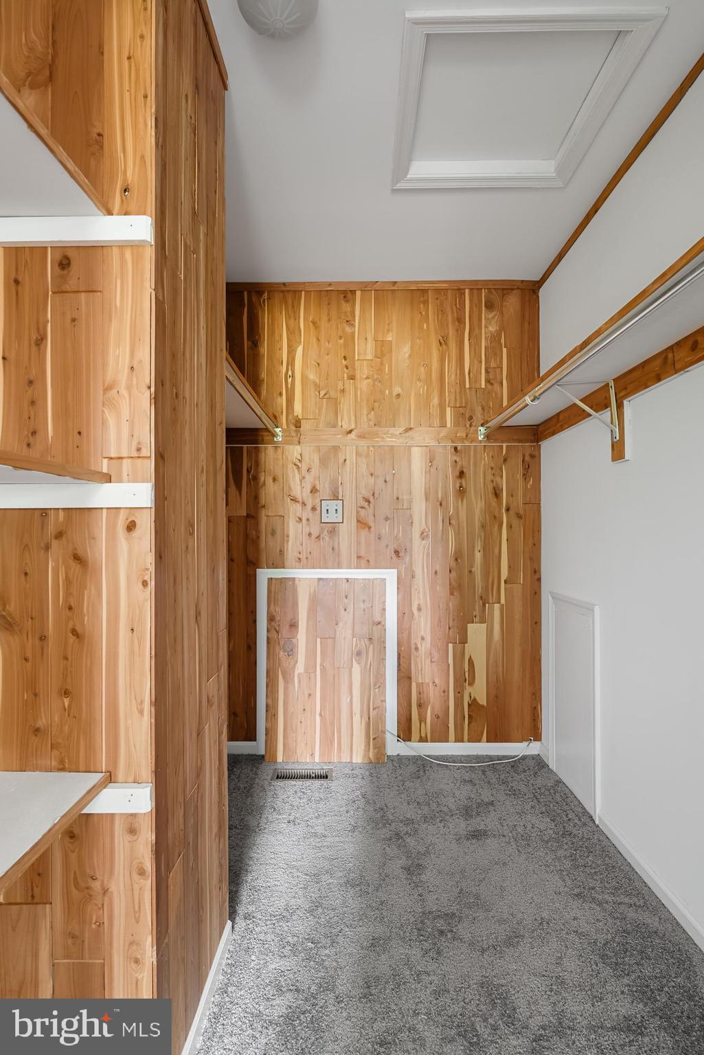38 Woodmill Dr