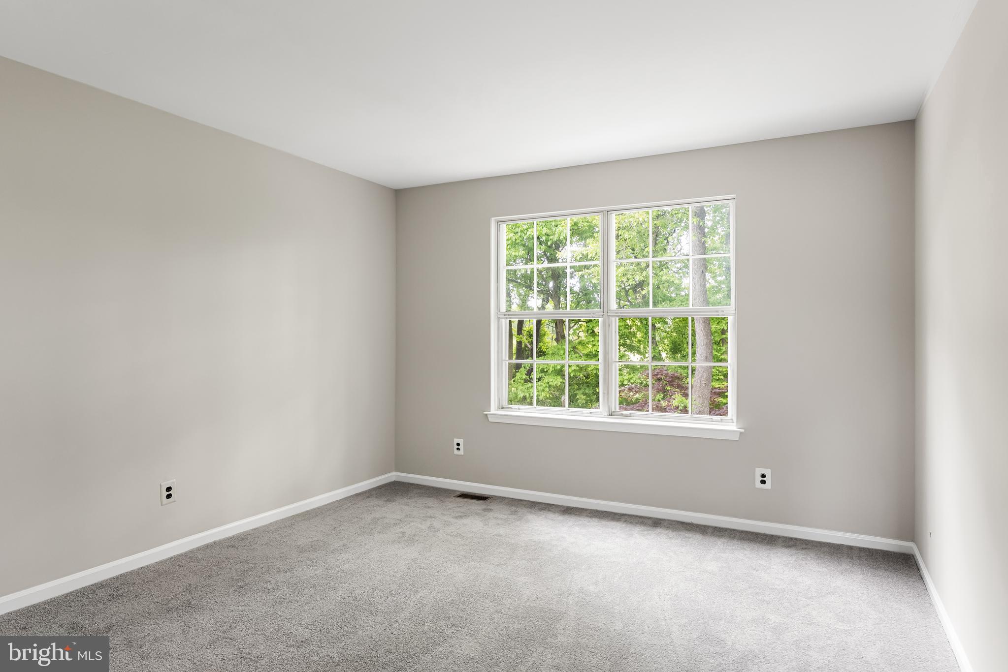 38 Woodmill Dr