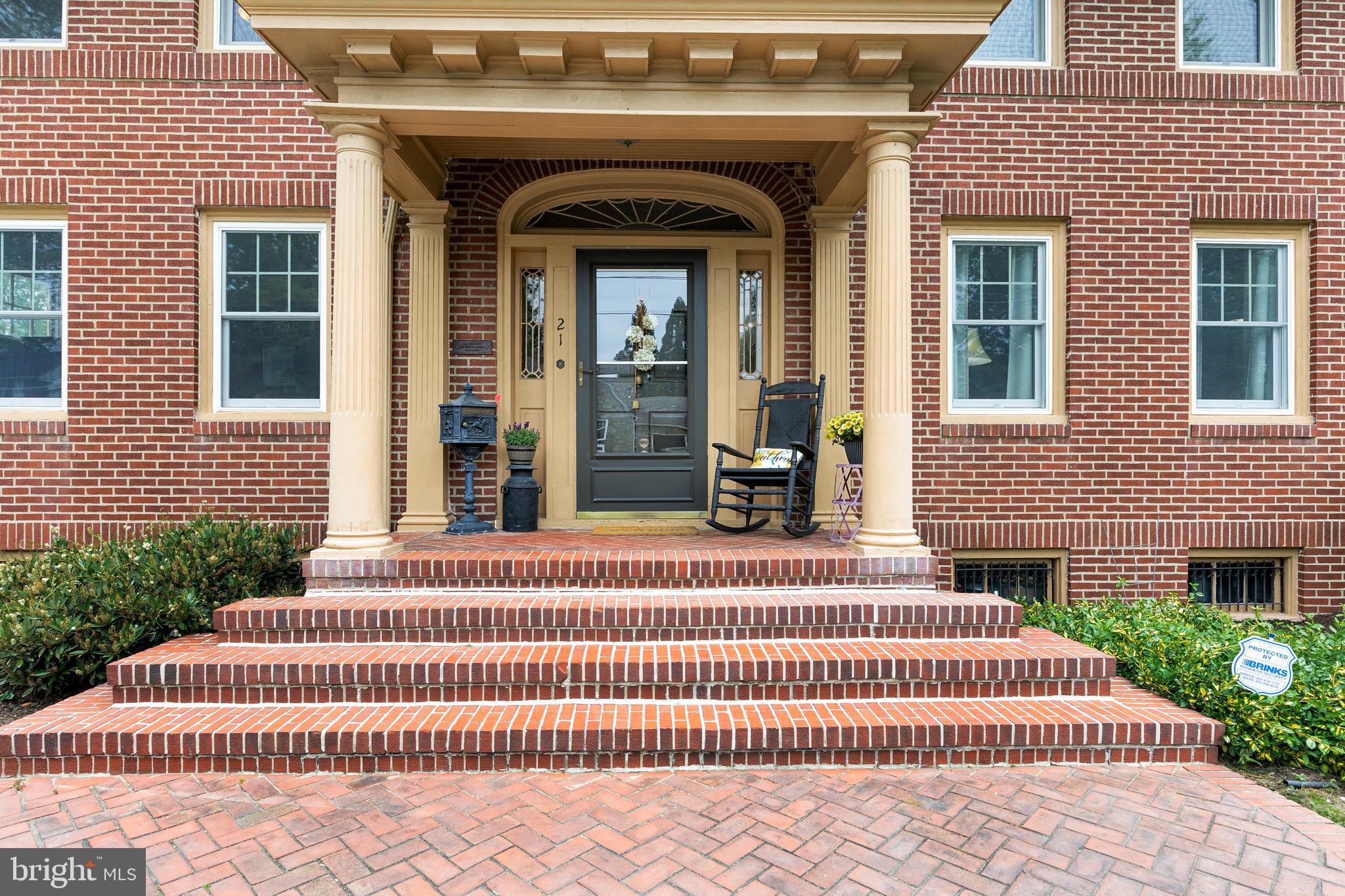 21 SAINT DAVIDS ROAD