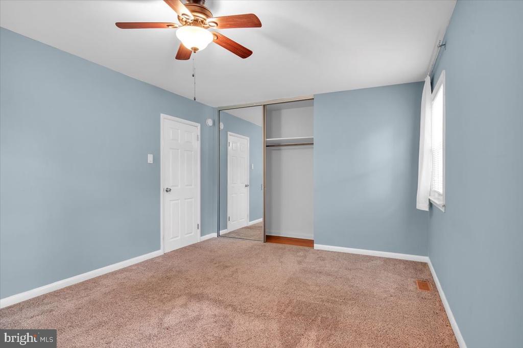 1603 S BOWLING GREEN DRIVE