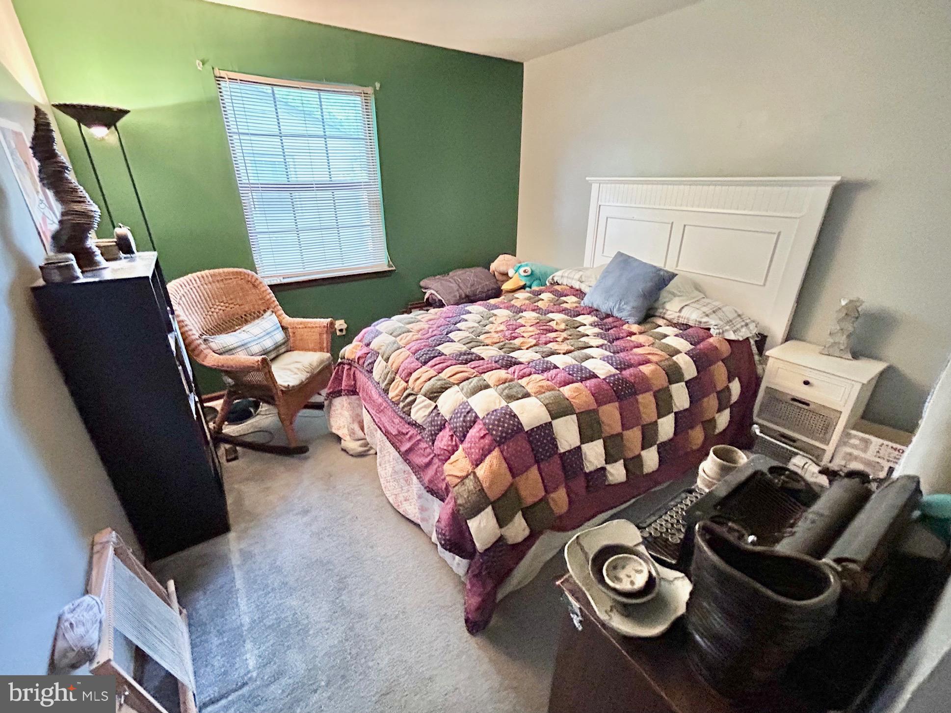 1 Lexington Way