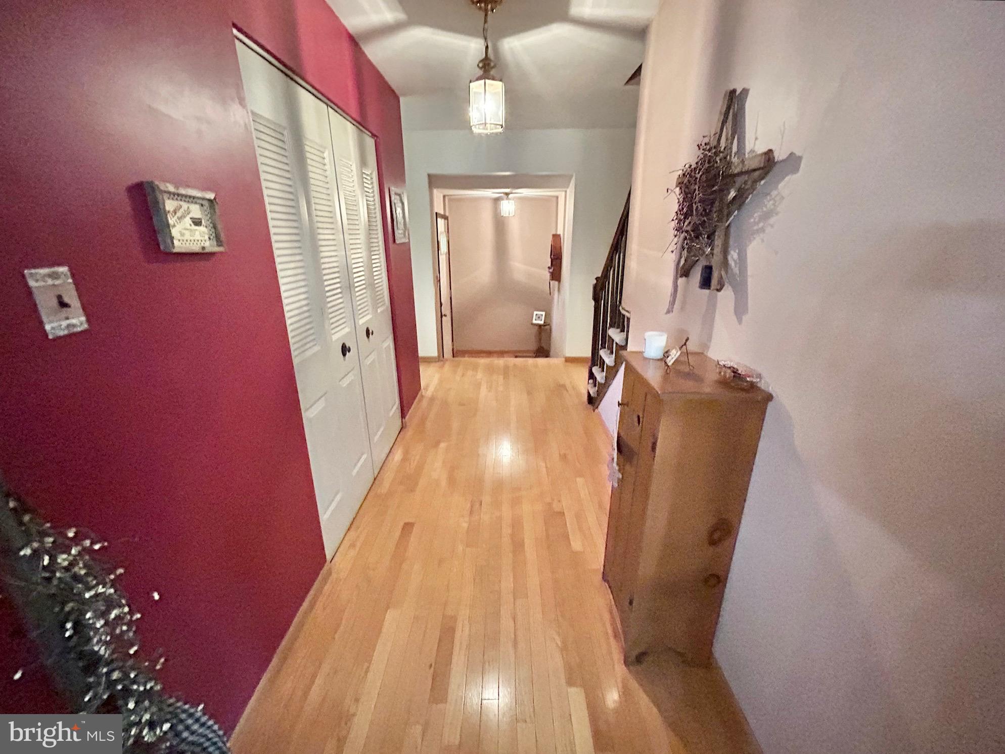 1 Lexington Way