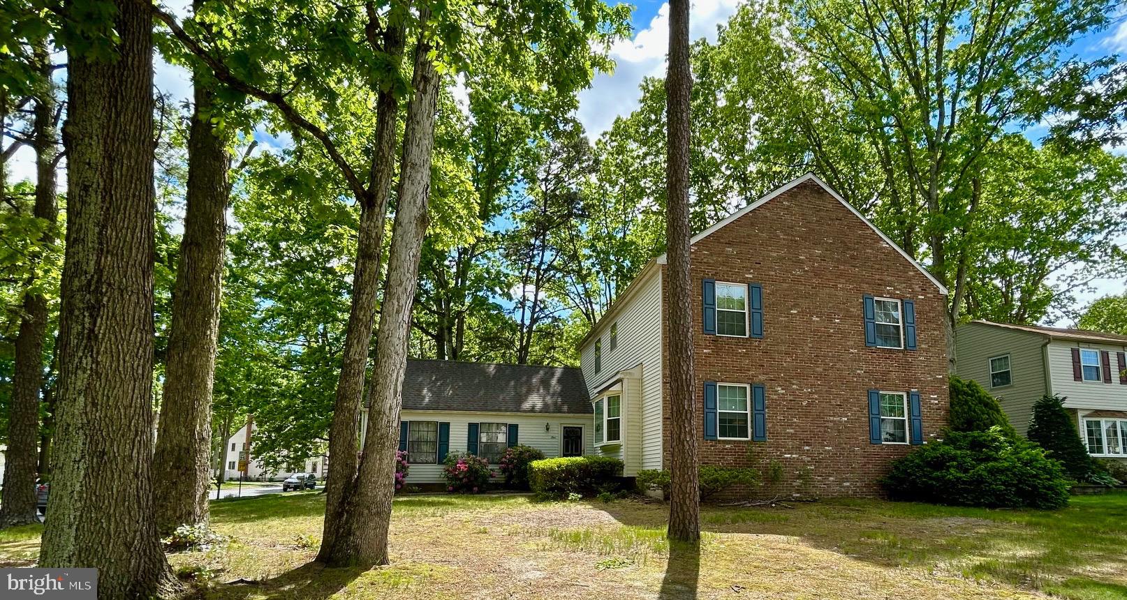 1 Lexington Way