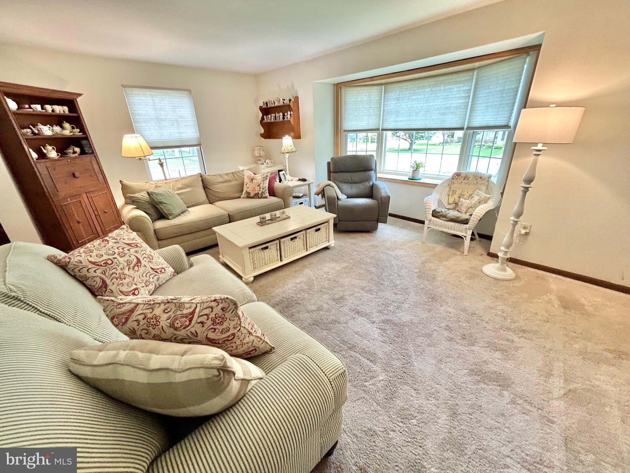 1 Lexington Way