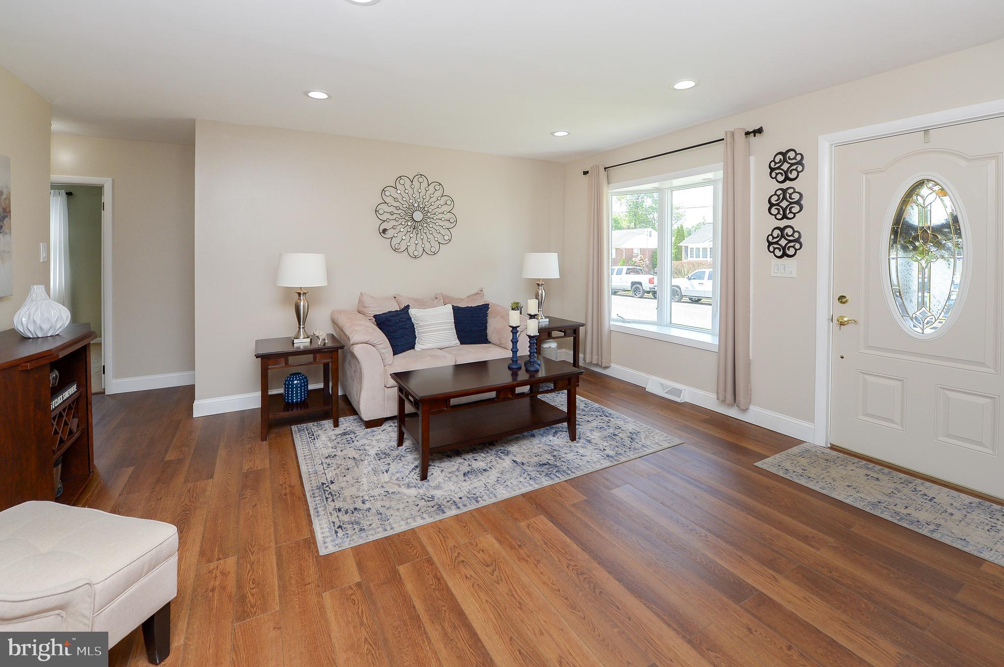 608 W HARRISON AVENUE