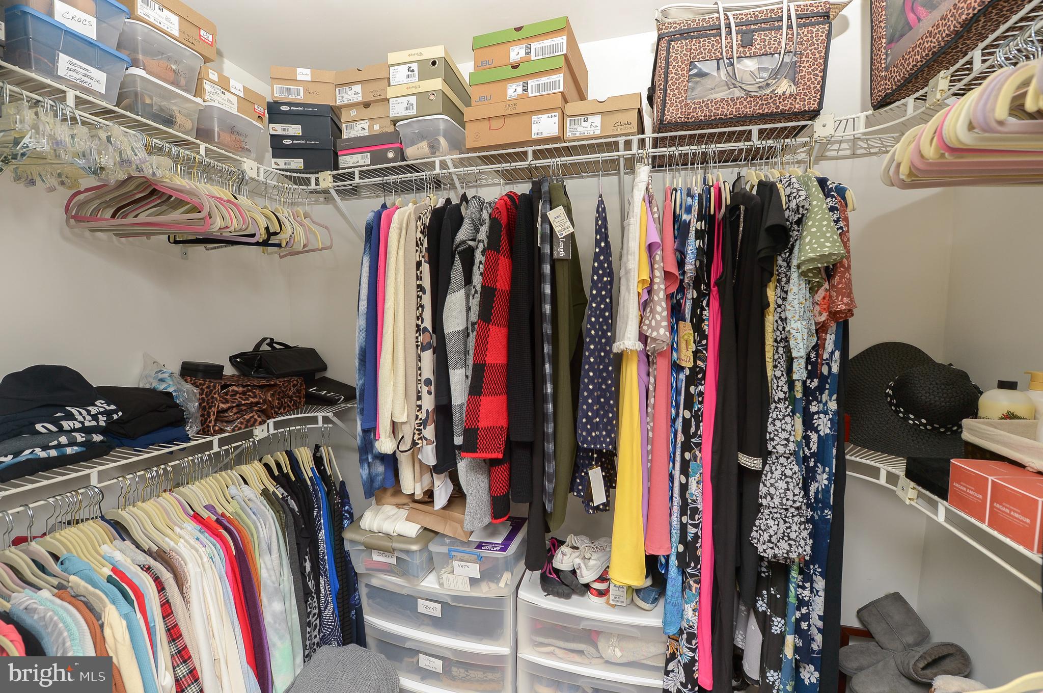 608 W HARRISON AVENUE