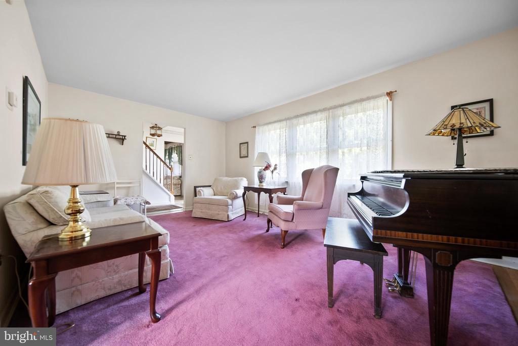405 Princeton Ave