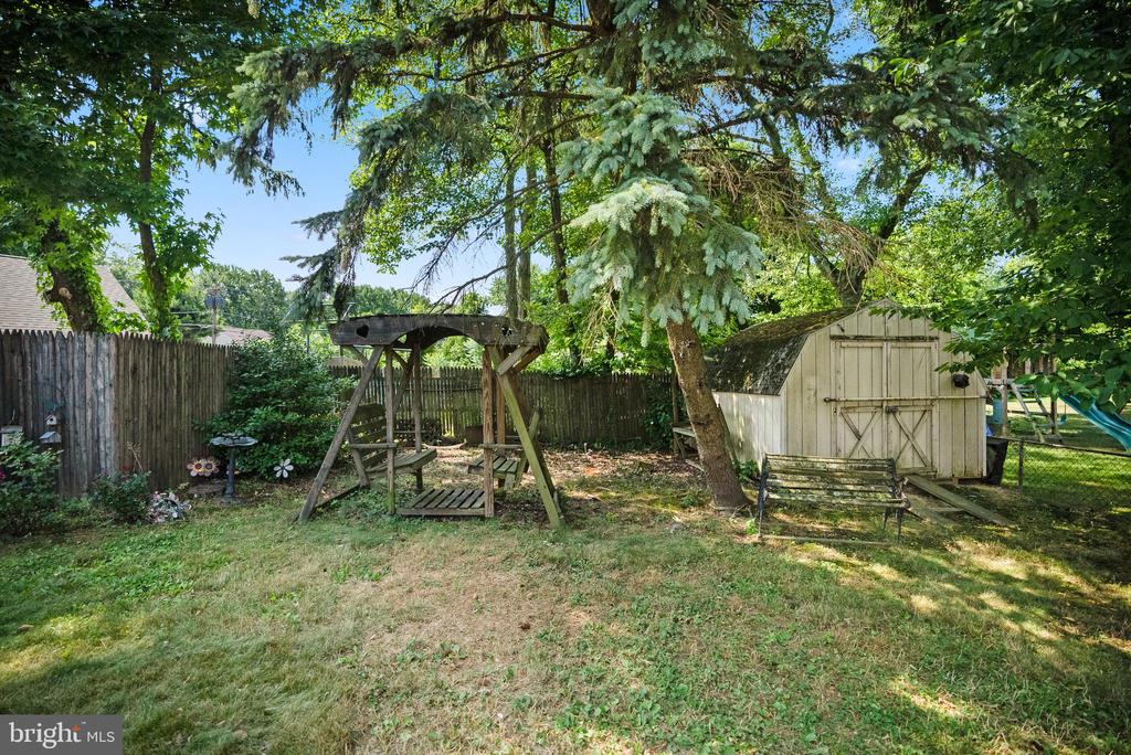 405 Princeton Ave