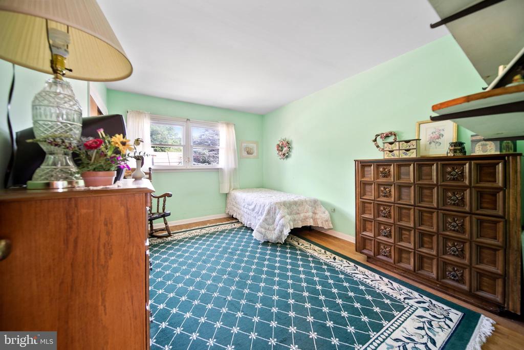 405 Princeton Ave