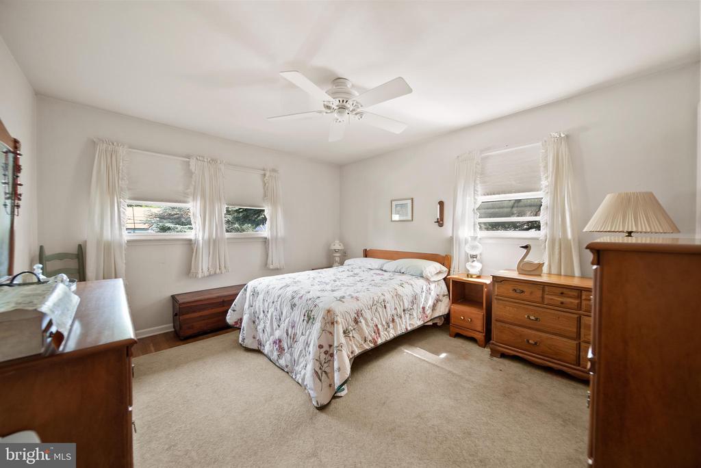 405 Princeton Ave