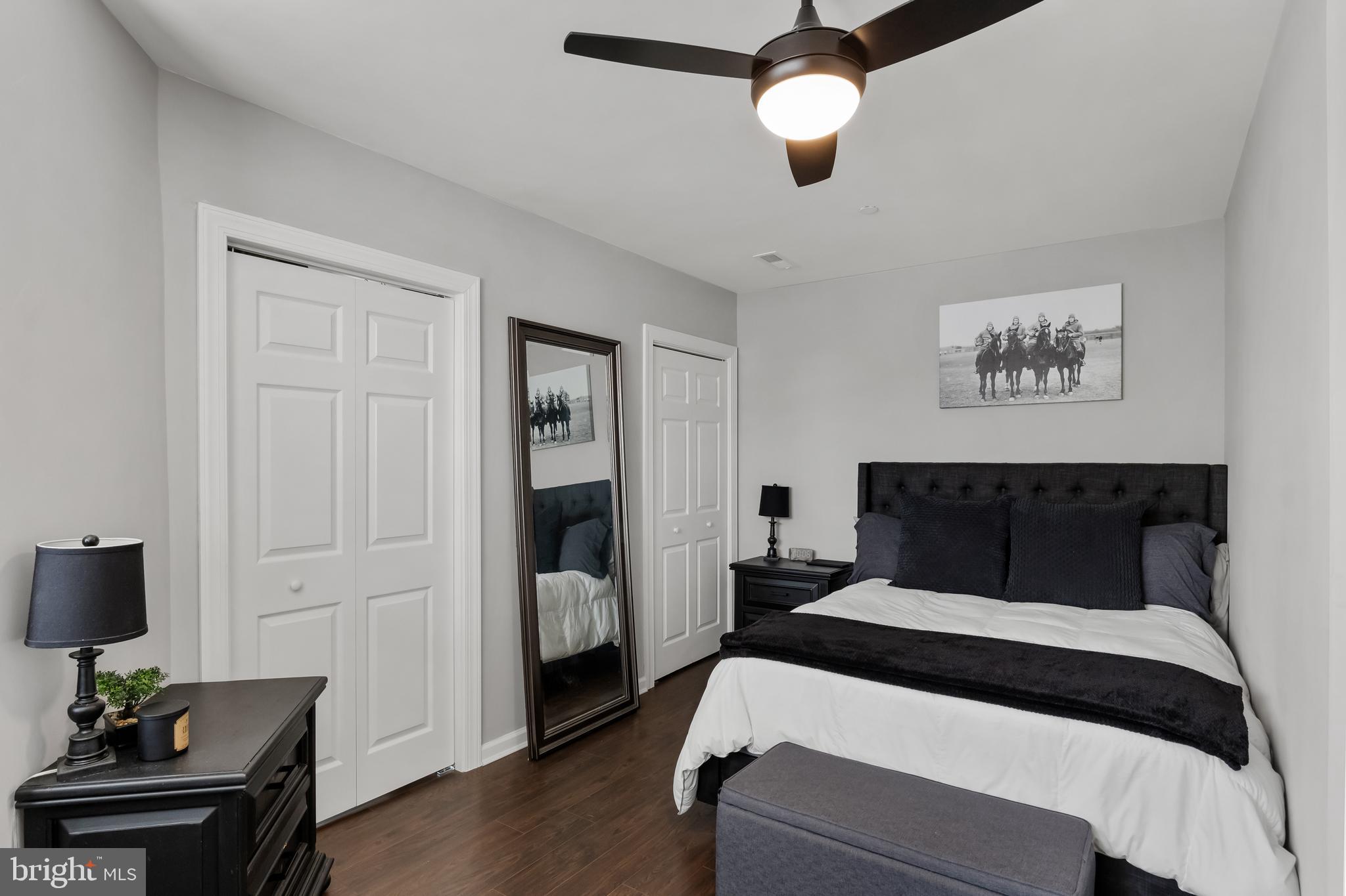 30 Kings Ct #305